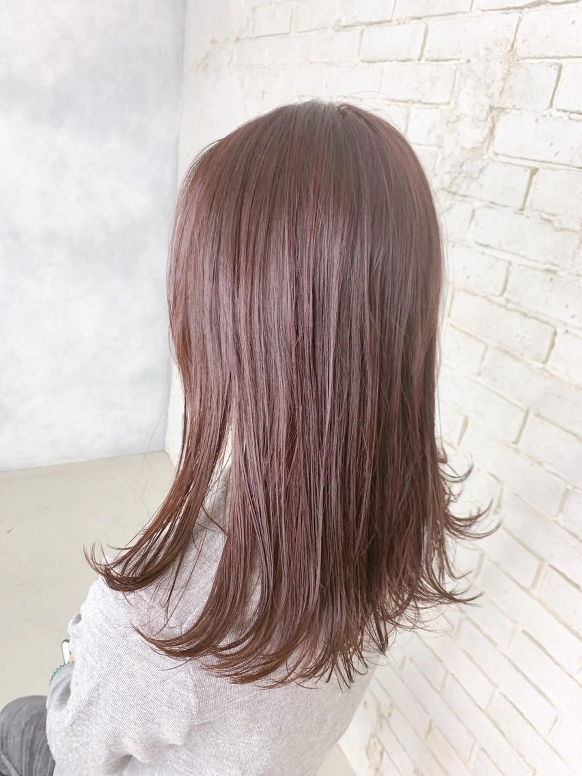 セミロング LUXBE LUCE那覇イオン店所属・LUXBE LUCEのヘアスタイル