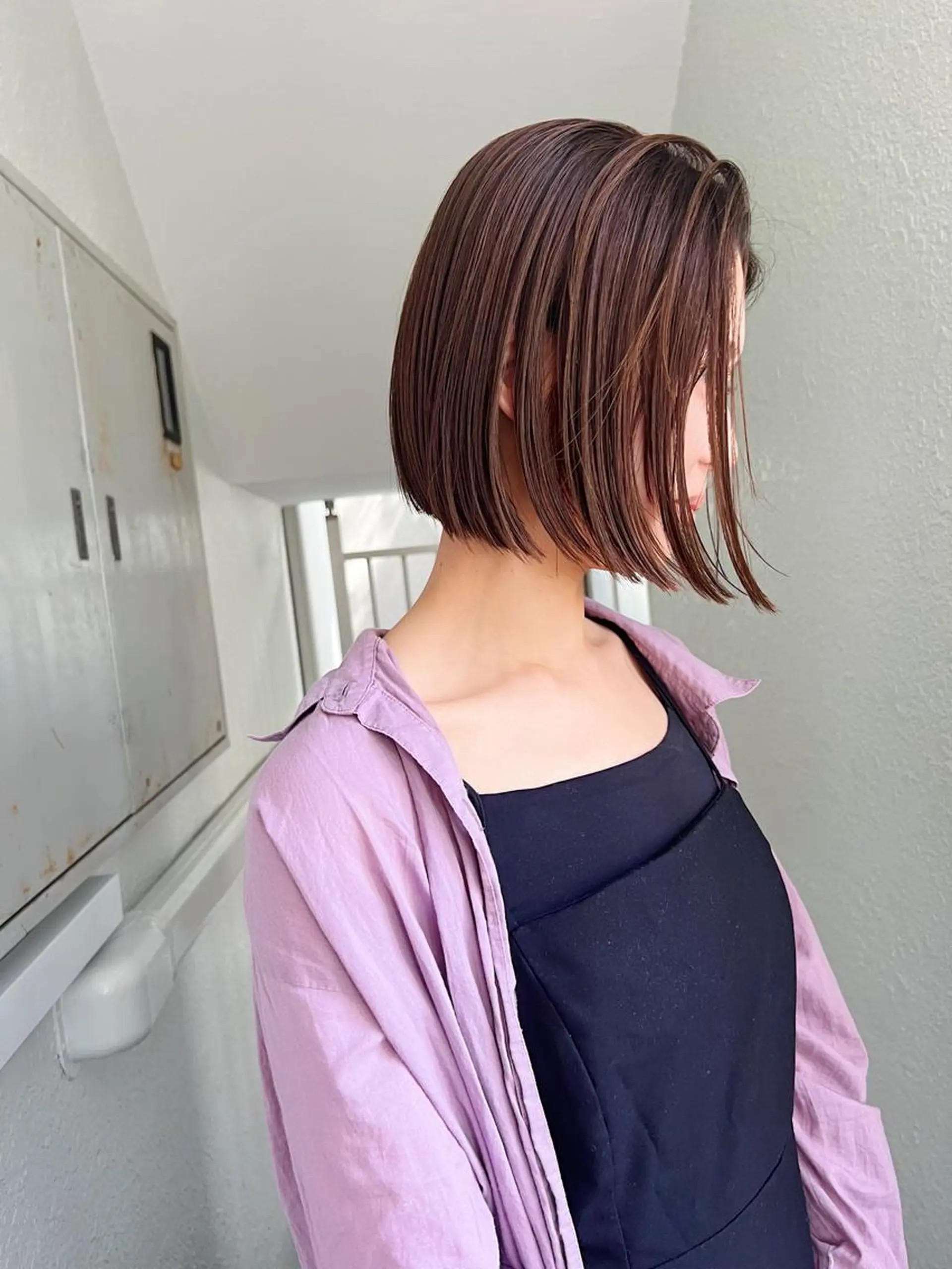 ショート カラー ボブ 鈴木駿介 レイヤーカットのヘアスタイル