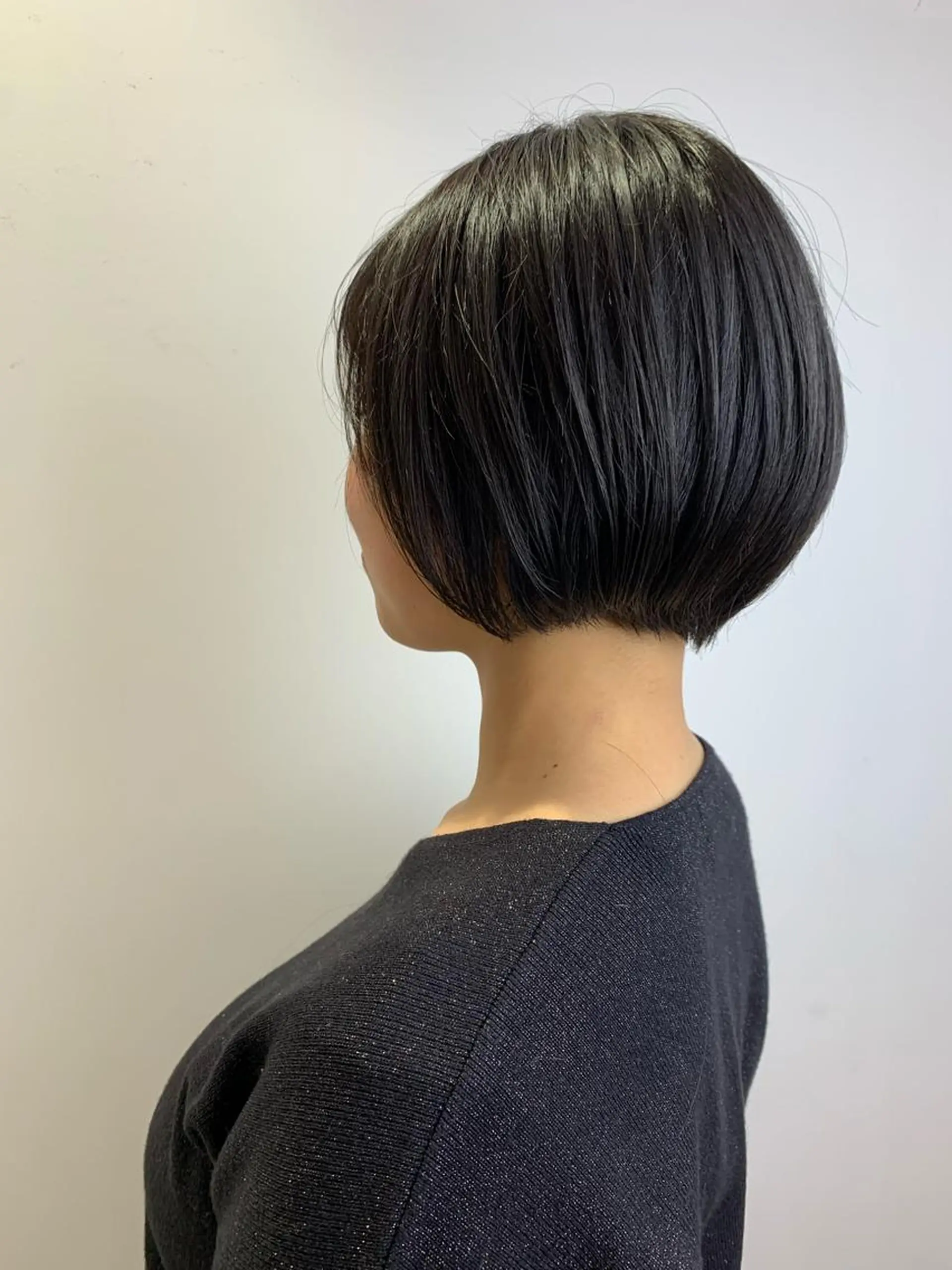 ショート ショートボブ ボブ くせ毛 ショートヘア SALOWIN神戸三宮店所属・【美髪を叶える】中谷 彰宏（アキ)のヘアスタイル