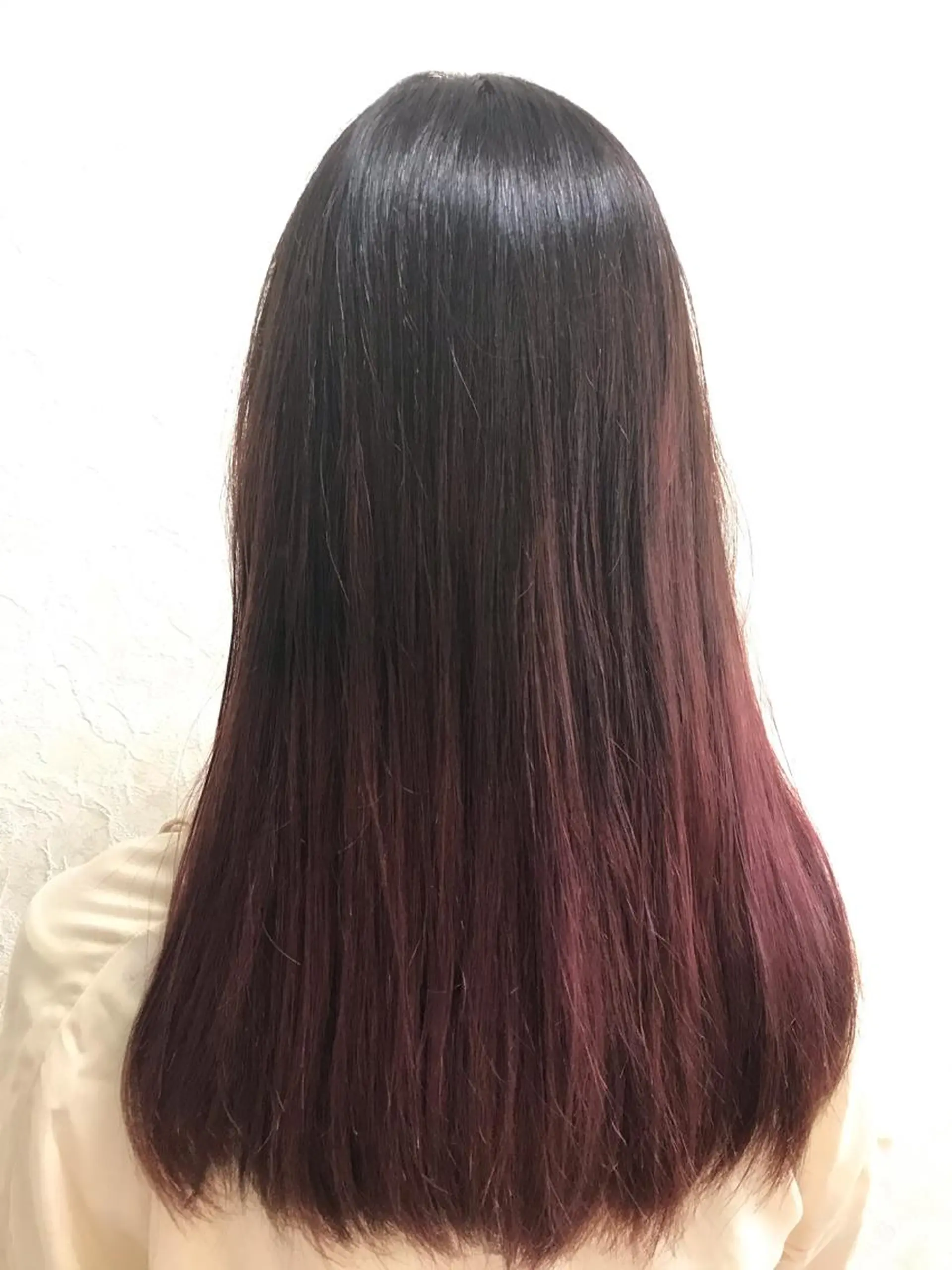 セミロング カラー グラデーションカラー ピンクカラー ブリーチ/髪質改善/ レイヤー/YUTO‎のヘアスタイル