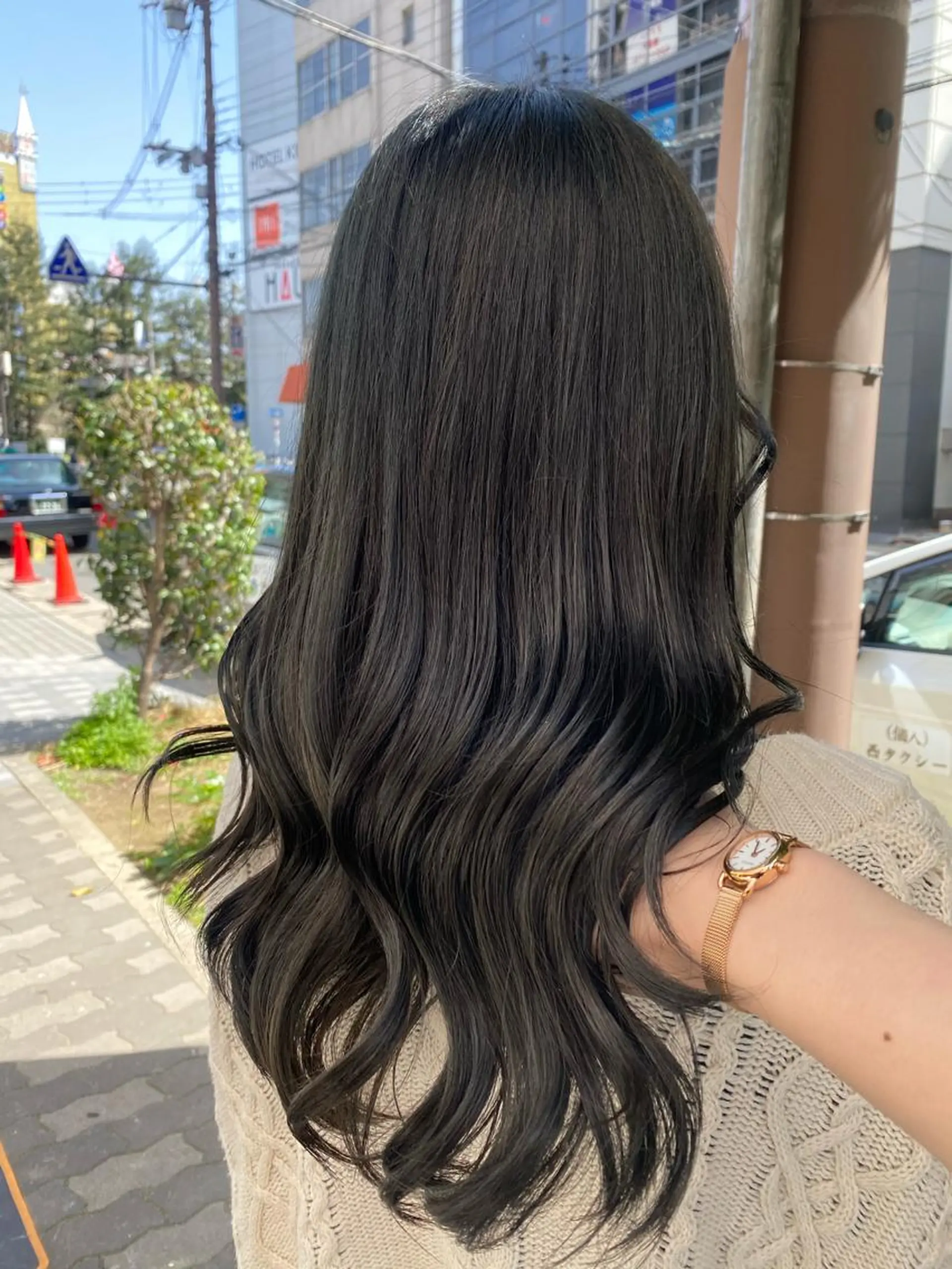 セミロング カラー 大野 美紅のヘアスタイル