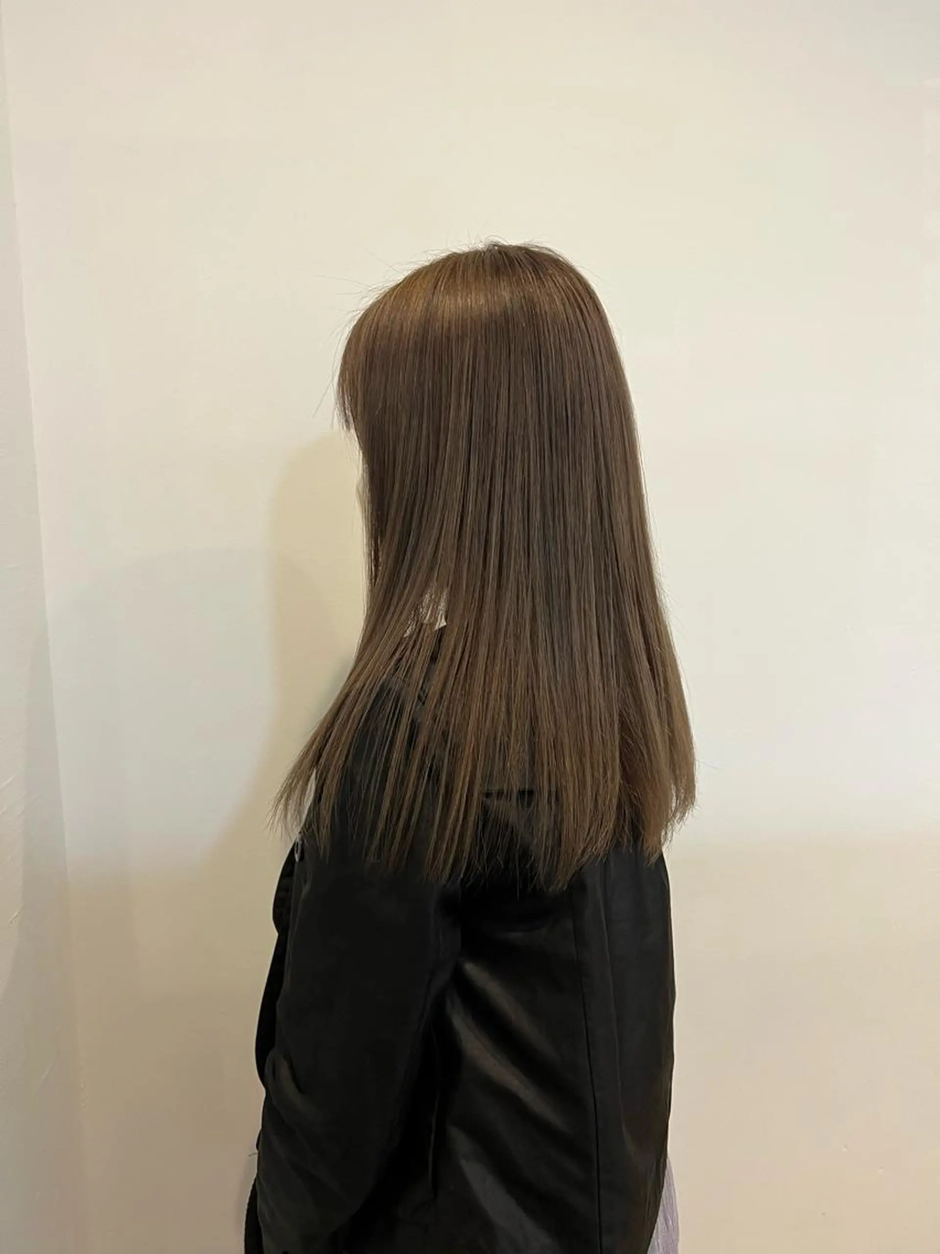 ミディアム カラー kakeru レイヤーボブパーマのヘアスタイル