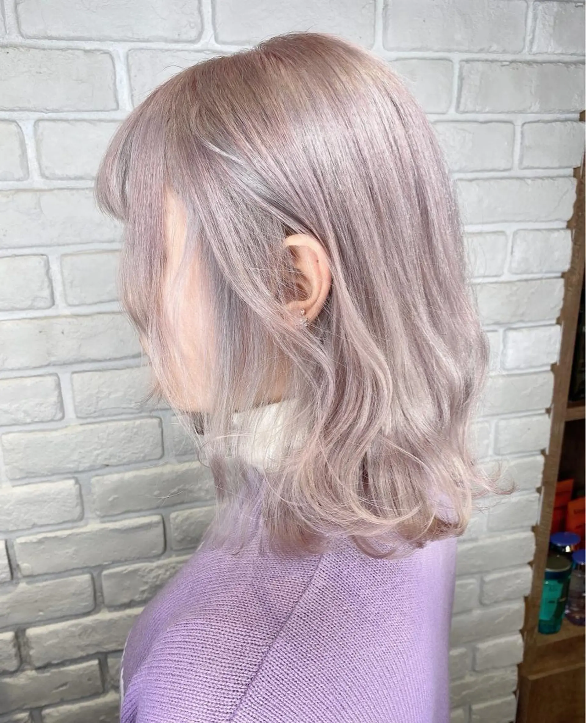 ミディアム カラー ツートーンカラー 森本 笑のヘアスタイル