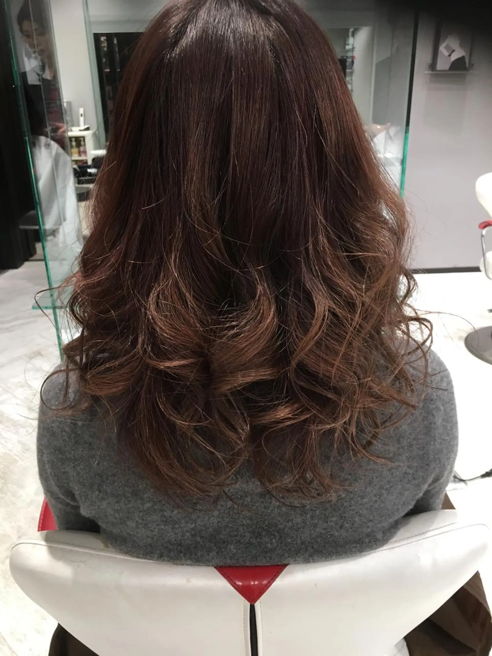 カラー TECHRISE金山所属・ERIKO Tのヘアスタイル