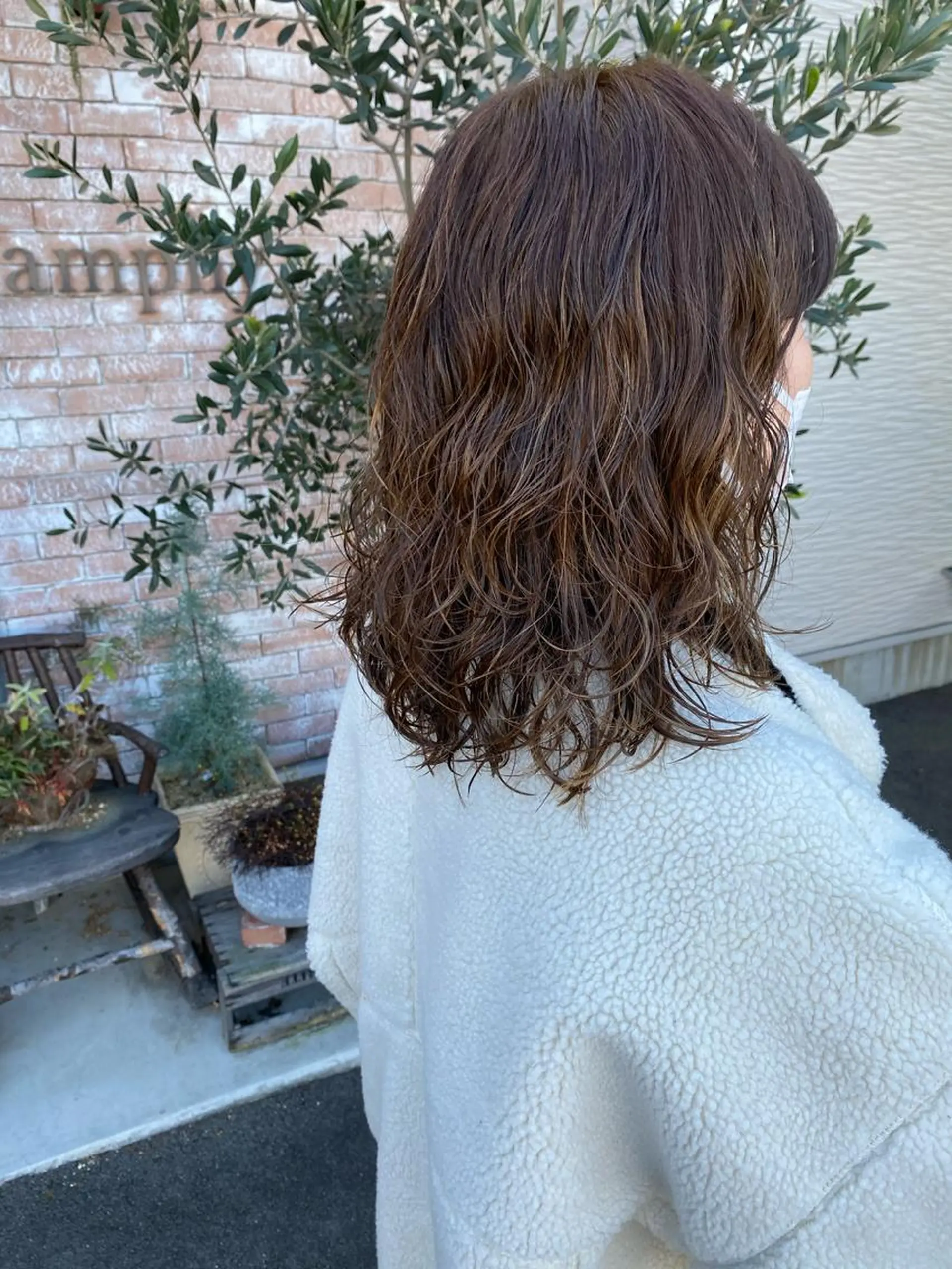 ミディアム パーマ ミディアムパーマ ハイライト カット パーマ 【浜松・豊橋】 ニシモトのヘアスタイル