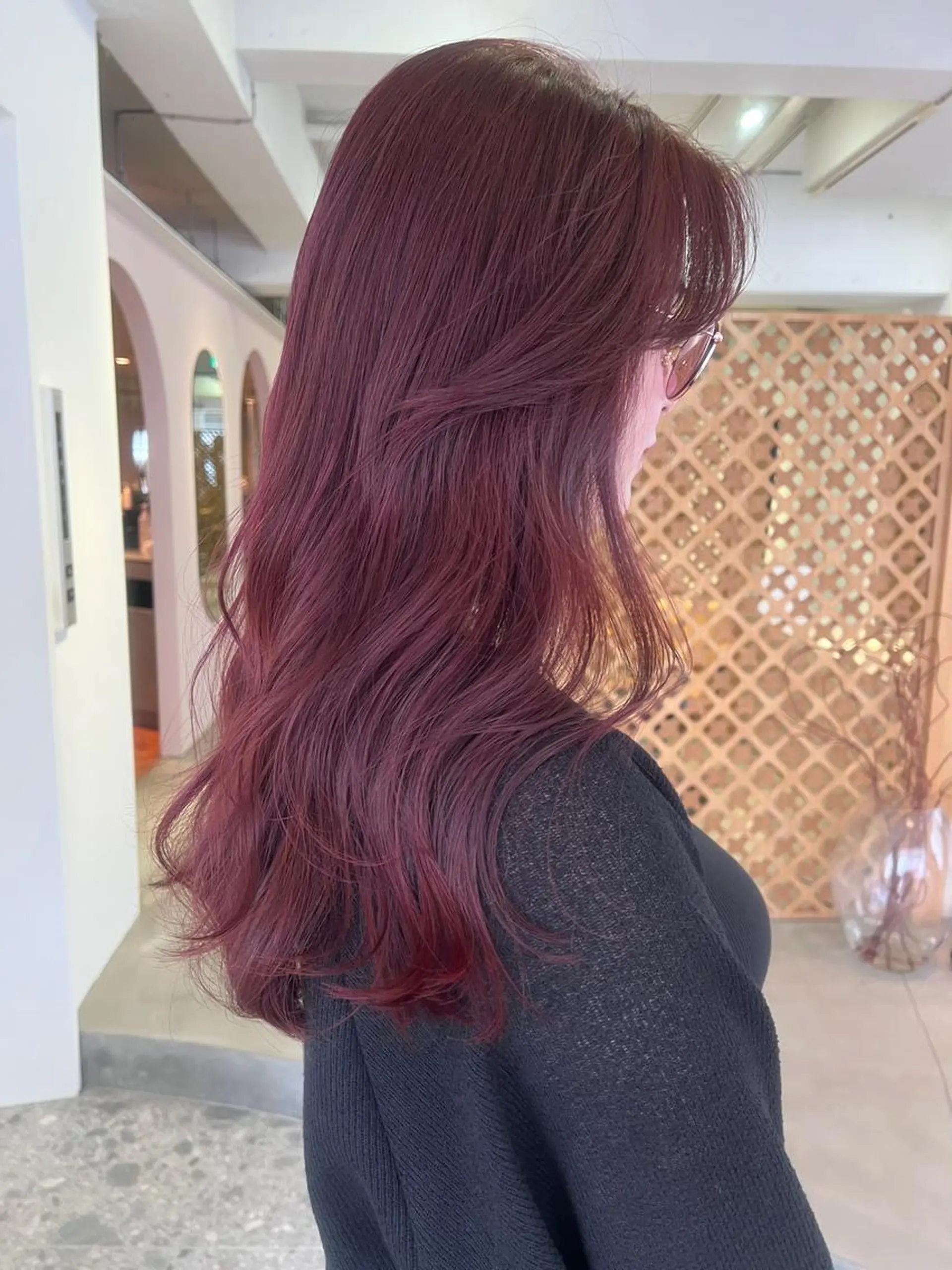 ロング カラー ボルドーカラー nuu所属・是非可愛くさせて ください🩷sakiのヘアスタイル