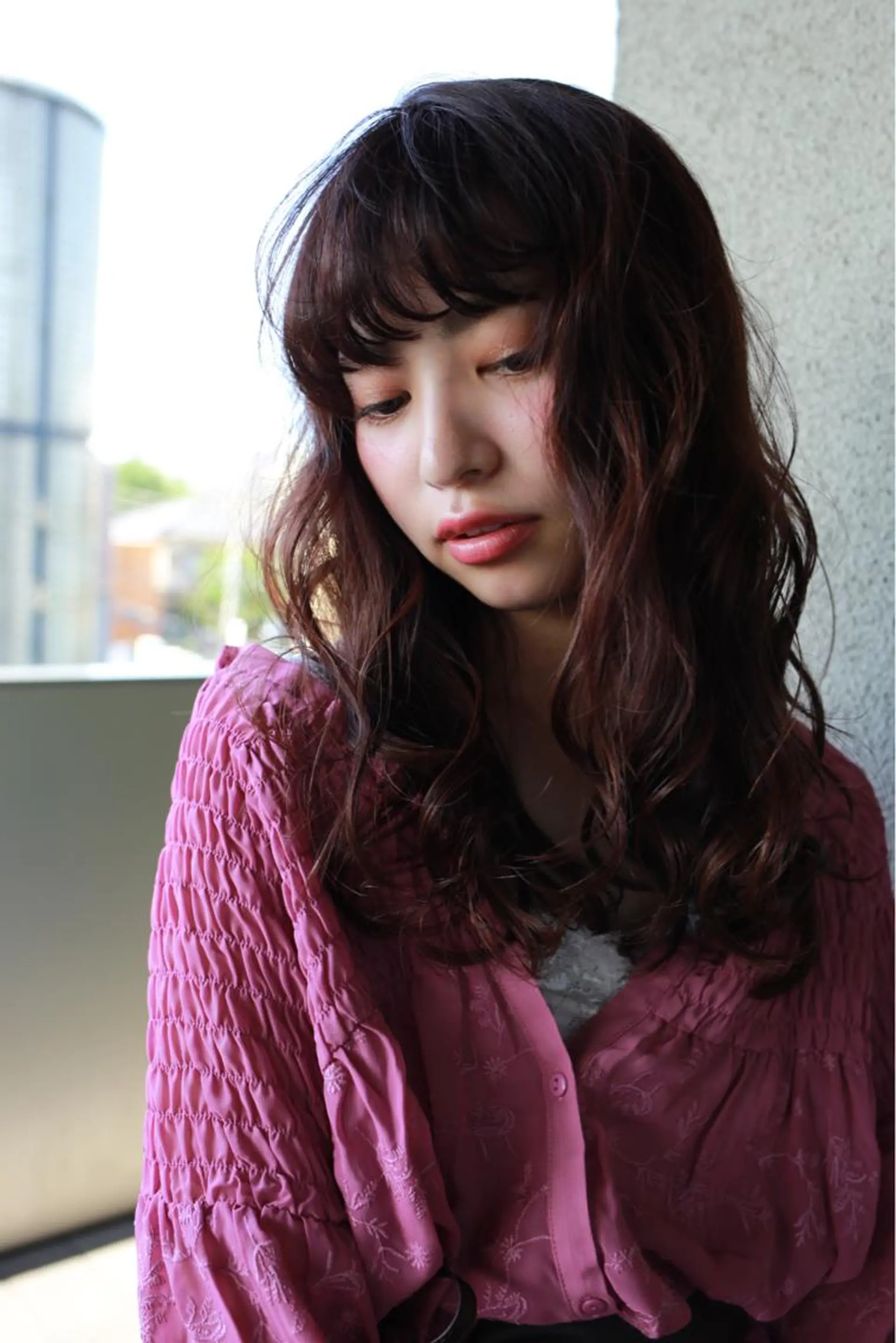 セミロング neolive emのヘアスタイル