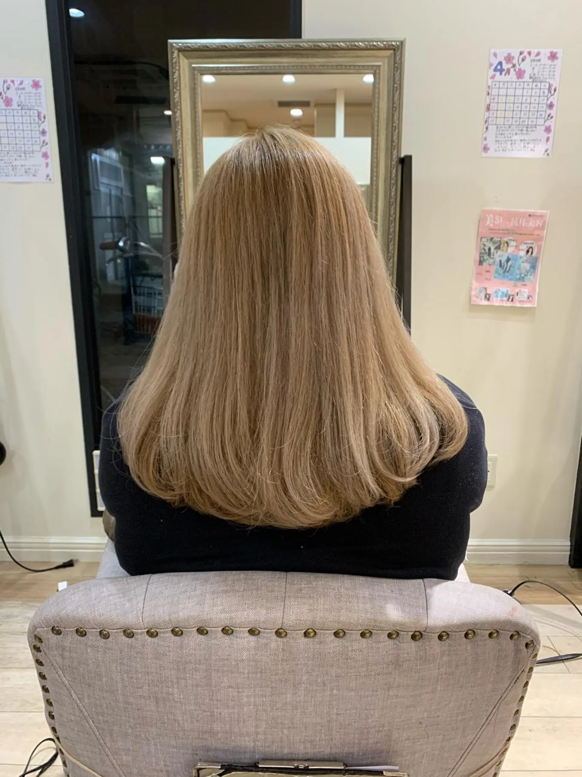 セミロング ヘアカラー トリートメント ヘッドスパ 上田 紗也のヘアスタイル