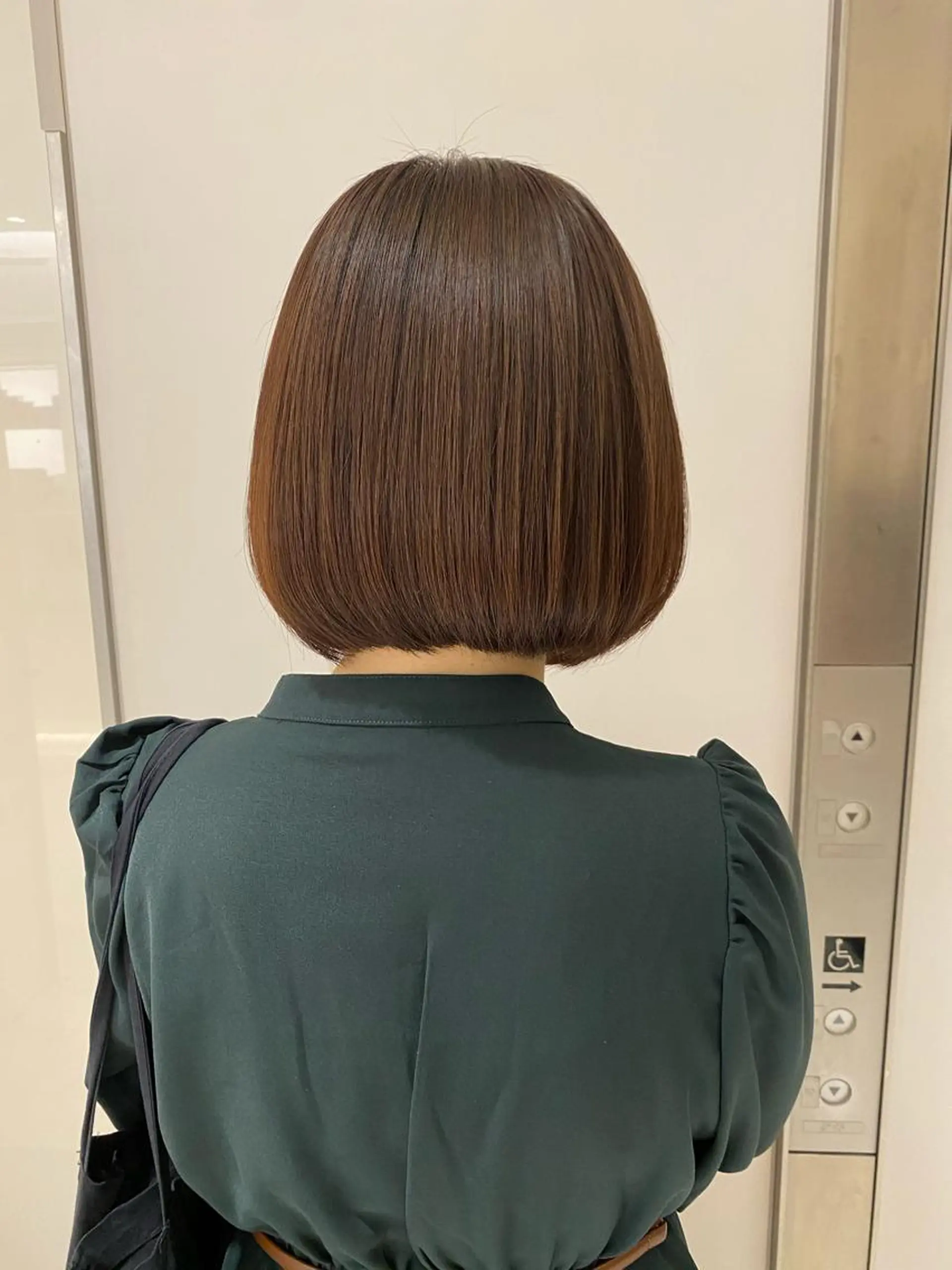 ショート ボブ カット ❤️パーマ美容師✂︎ 井口美緒のヘアスタイル