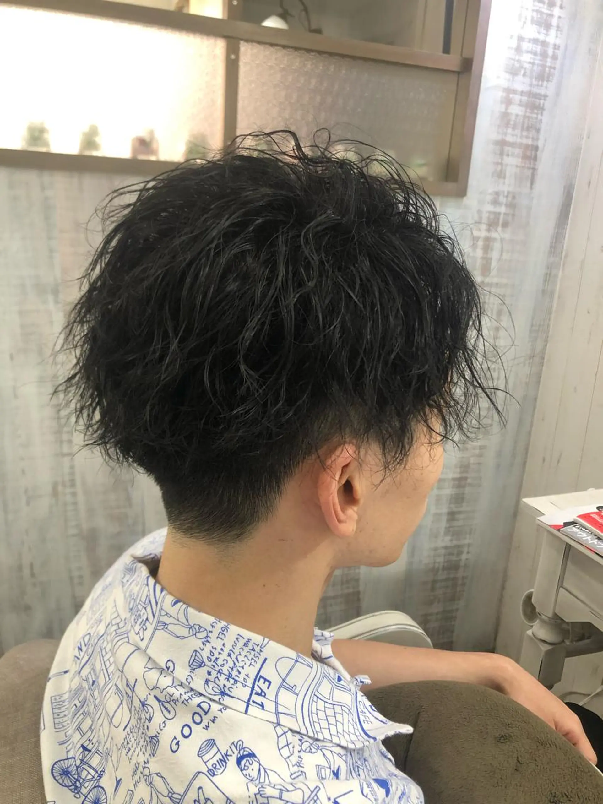 ショート パーマ メンズ ヘアカラー パーマ イシジマ タカナリのヘアスタイル