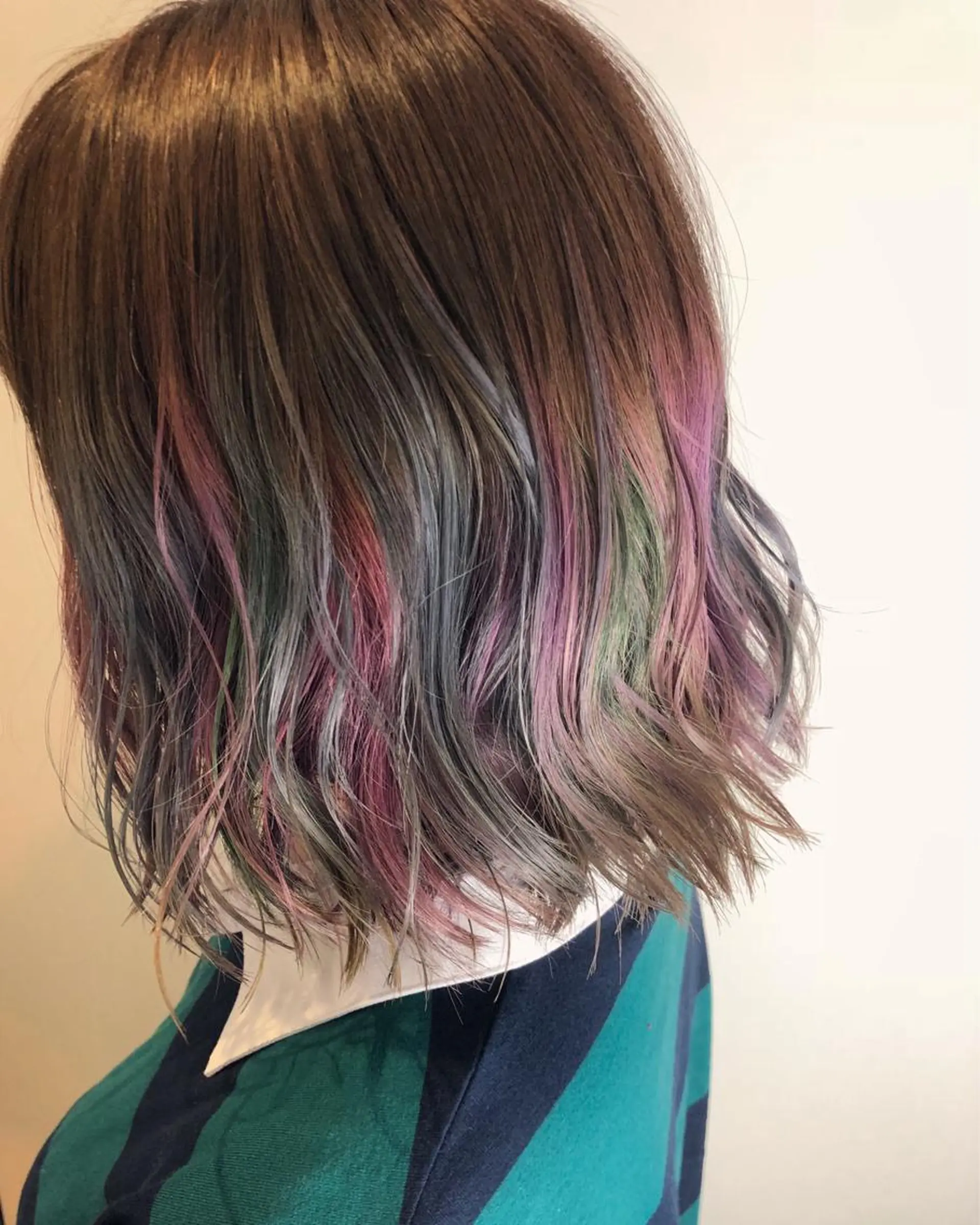 ミディアム カラー グラデーションカラー ユニコーンカラー 原宿サロン代表 デザインカラー伊藤卓のヘアスタイル