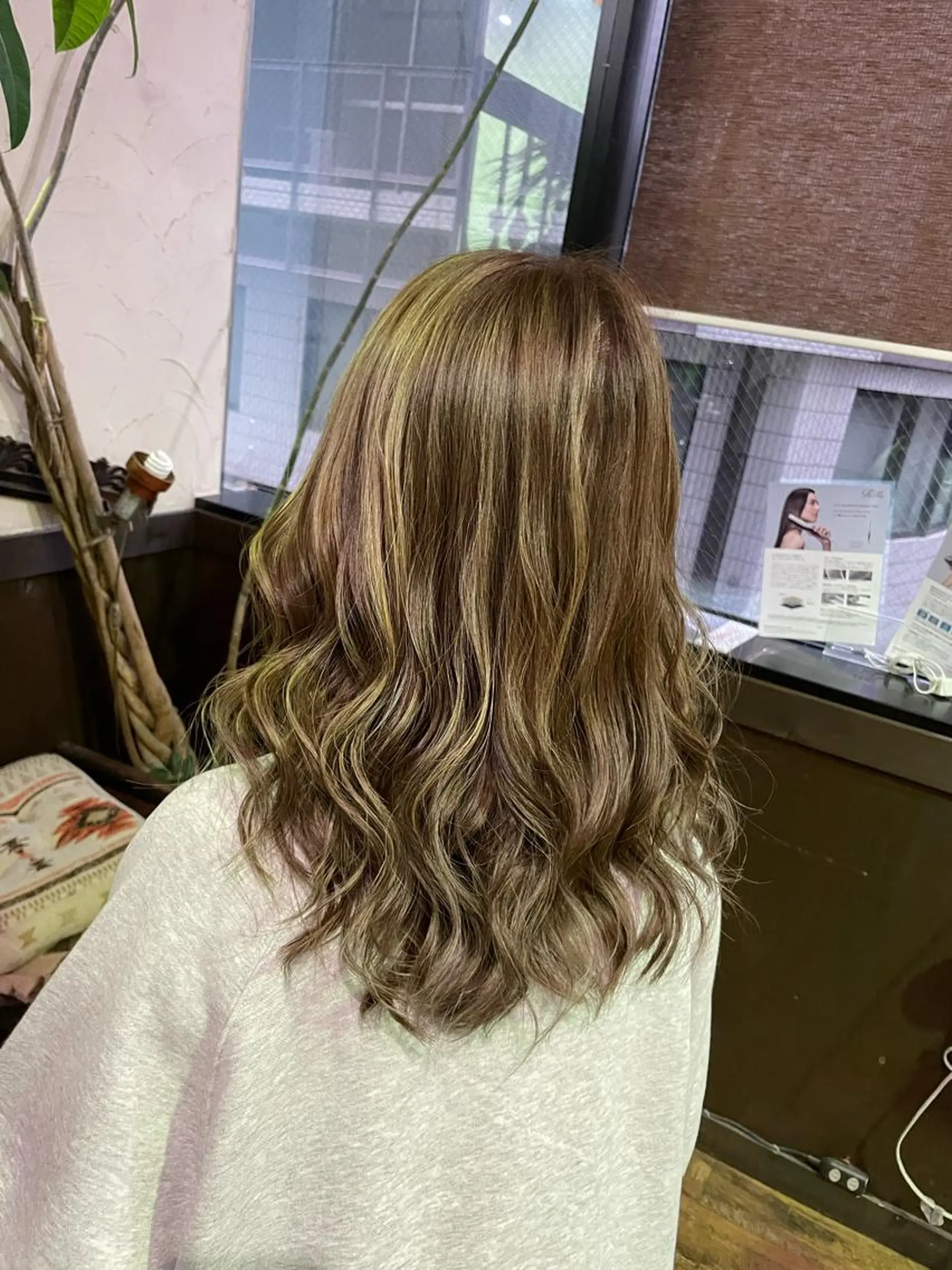 ミディアム カラー ハイライトカラー ハイライト アンククロス/ 池袋/RYUSEIのヘアスタイル