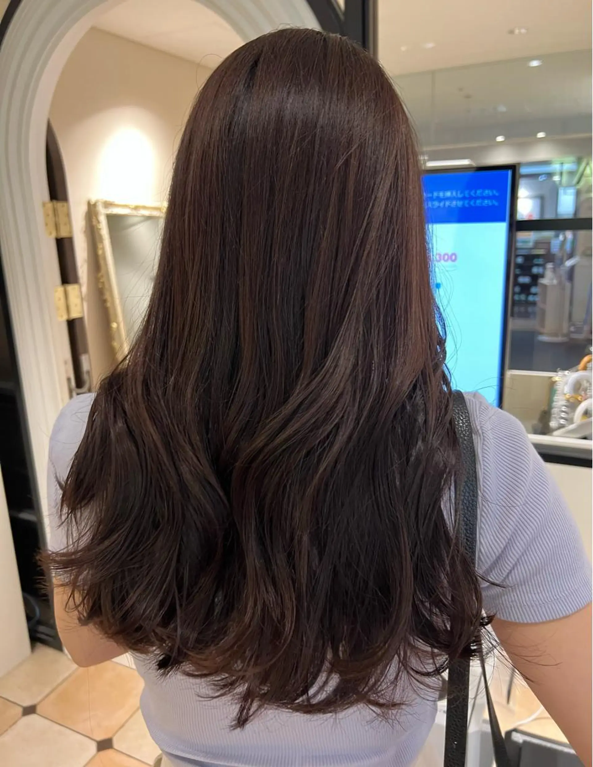 ロング くびれヘア 髪質改善 ロング 縮毛矯正 カット ヘアカラー トリートメント 🧡くびれヘア/前髪 顔周り🧡久原結衣のヘアスタイル