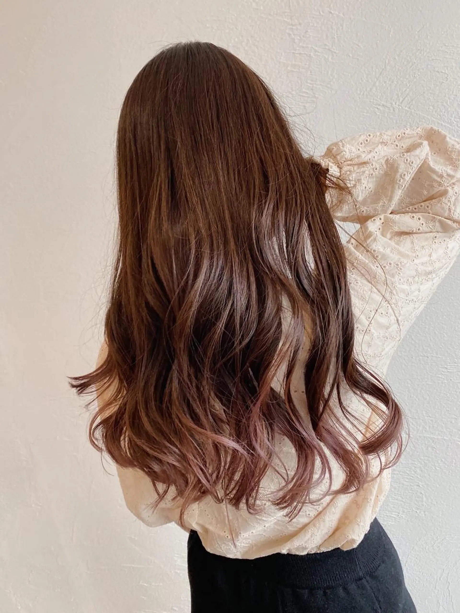 ロング カラー ブリーチ グラデーションカラー ピンクカラー KINI所属・HIYOSHI　✂︎ 艶髪職人のヘアスタイル