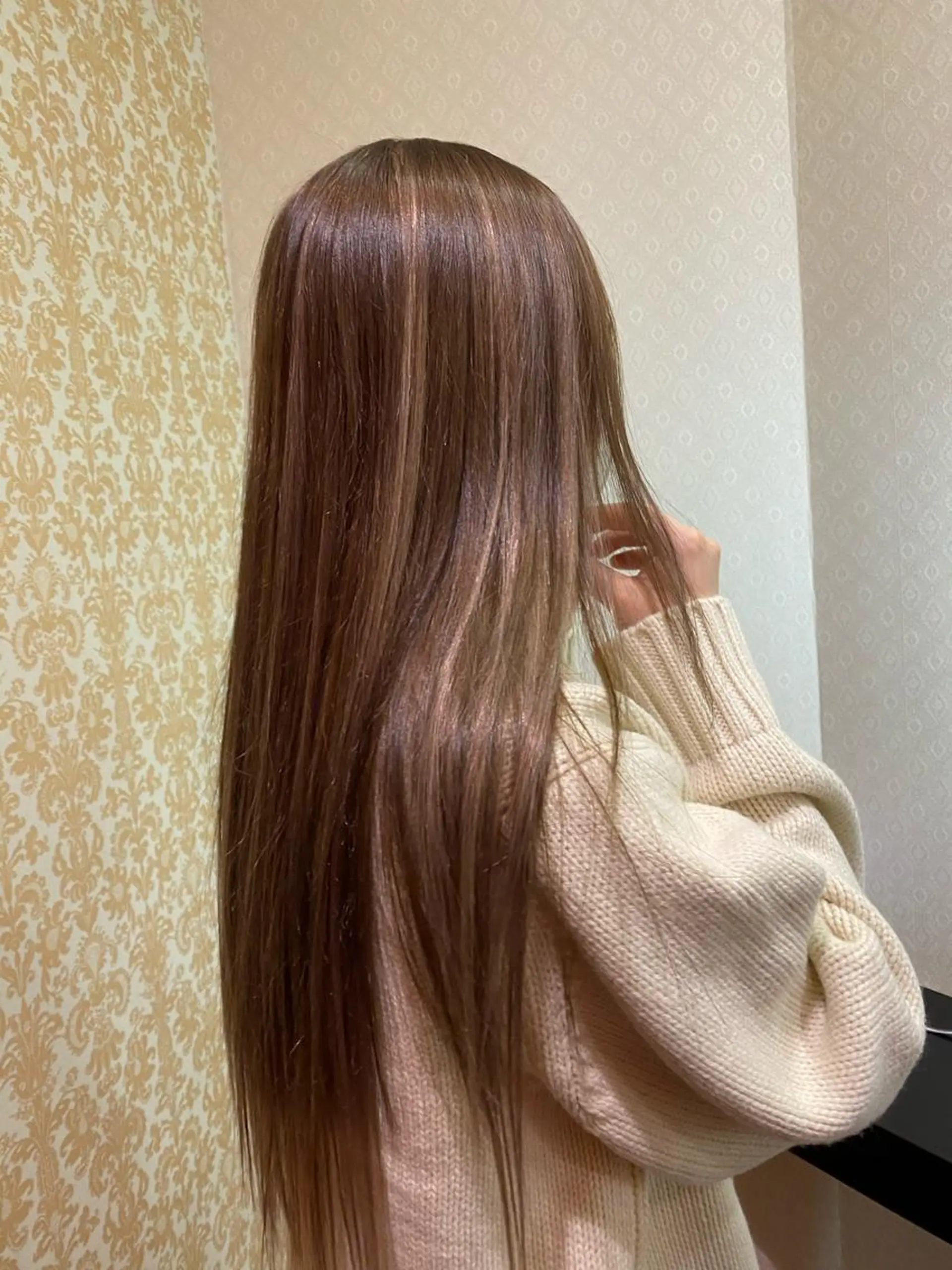 ロング ハイライト 【育休中】EARTH 荒井店HARUNAのヘアスタイル