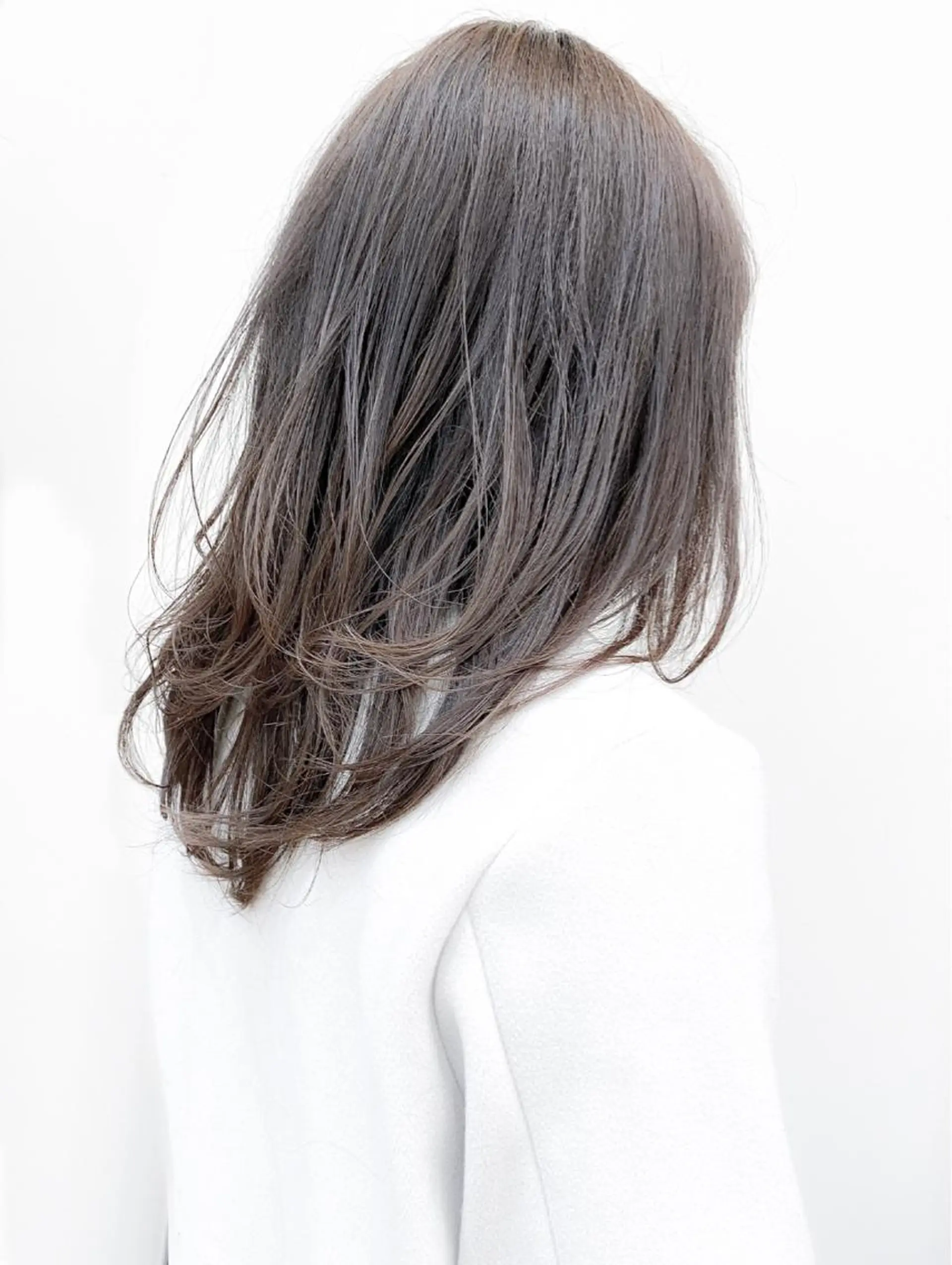 セミロング カラー パーマ 大野 あさみのヘアスタイル