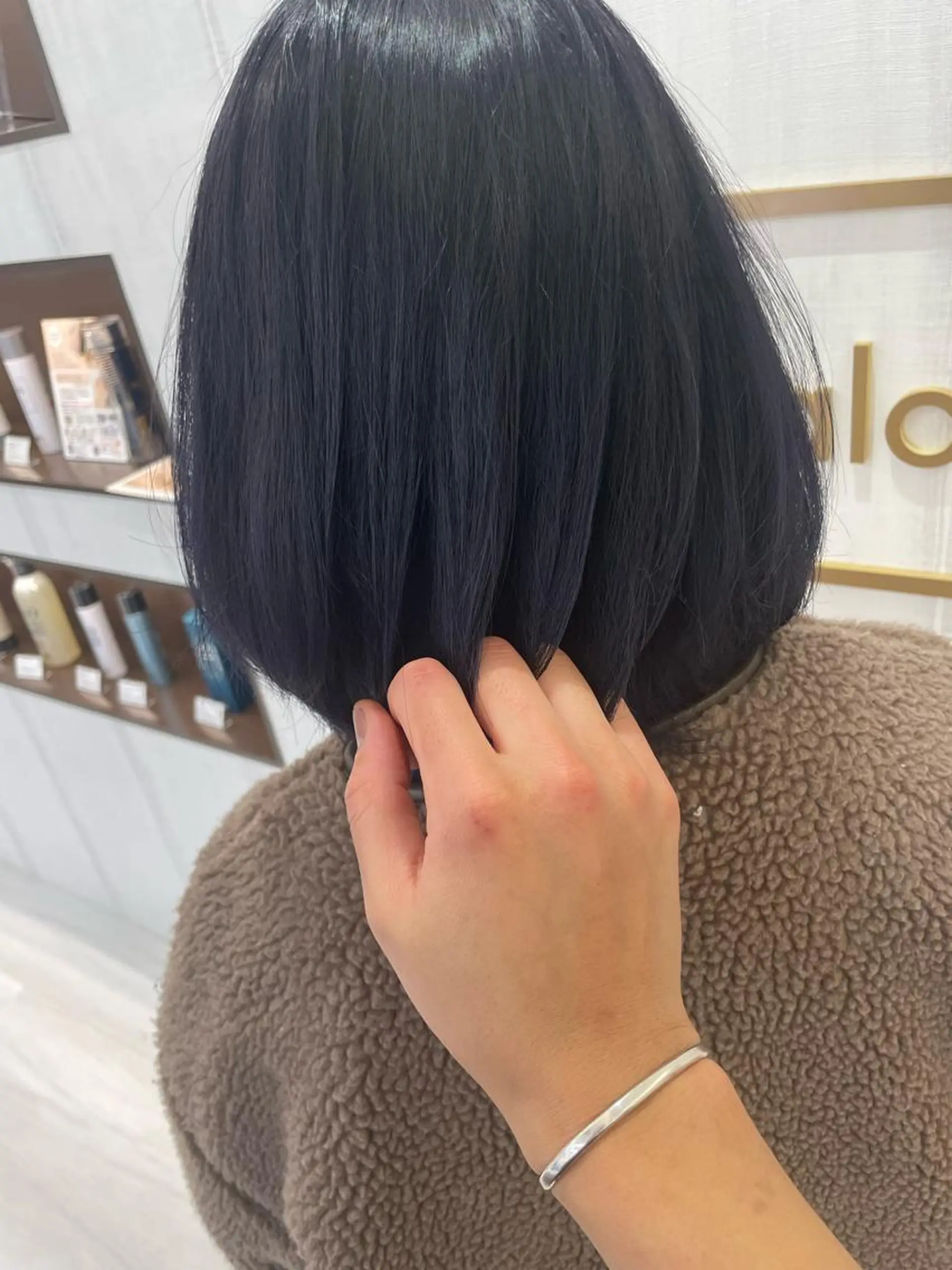 ショート カラー グレージュ ラベンダーカラー ラベンダーグレージュ ラベンダーグレー ボブ カット ヘアカラー トリートメント 難しい髪質の縮毛矯正 高岡/射水/髪質改善のヘアスタイル