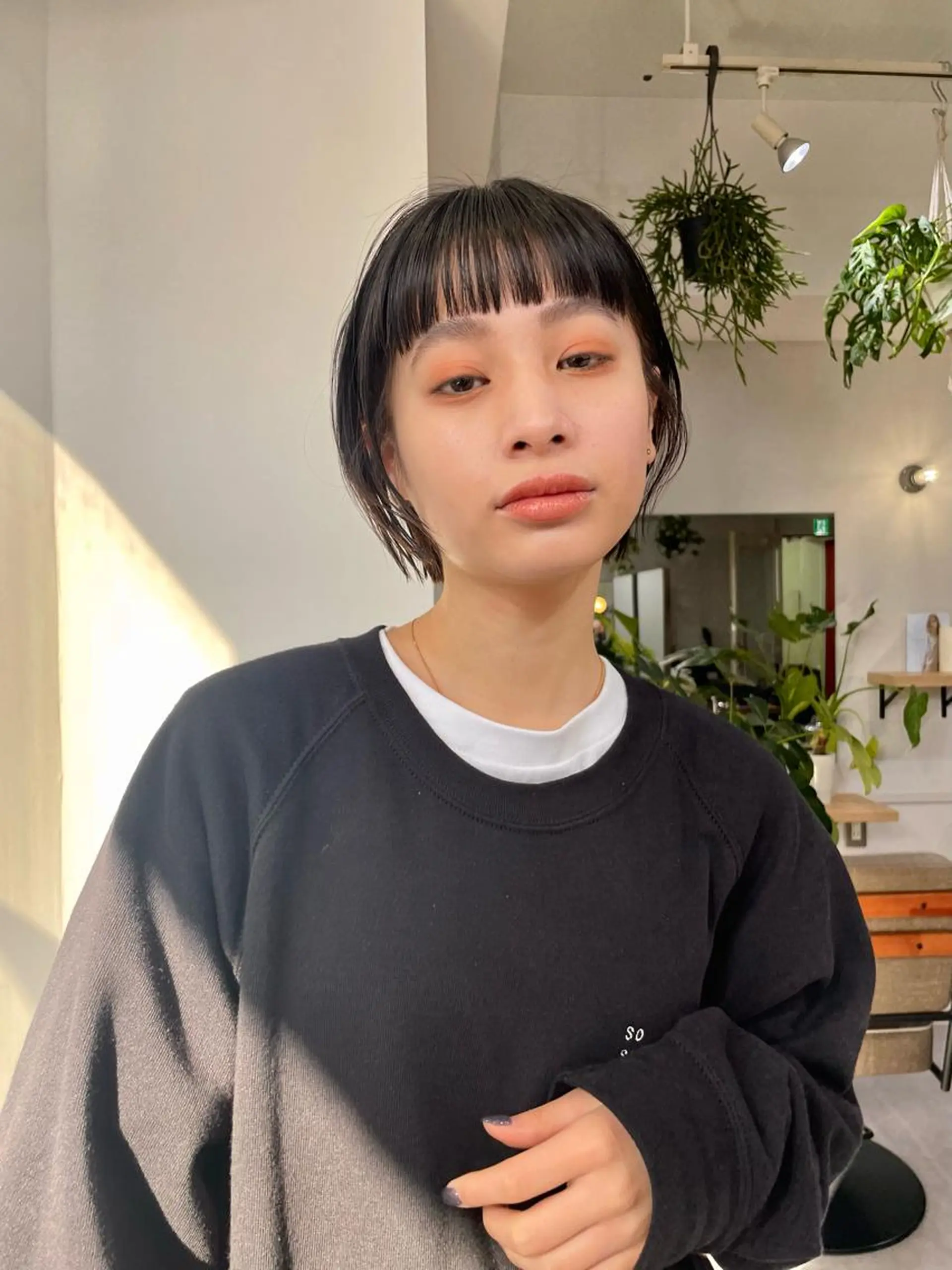 ショート ボブ オン眉 パーマ* 顔まわり似合わせのヘアスタイル