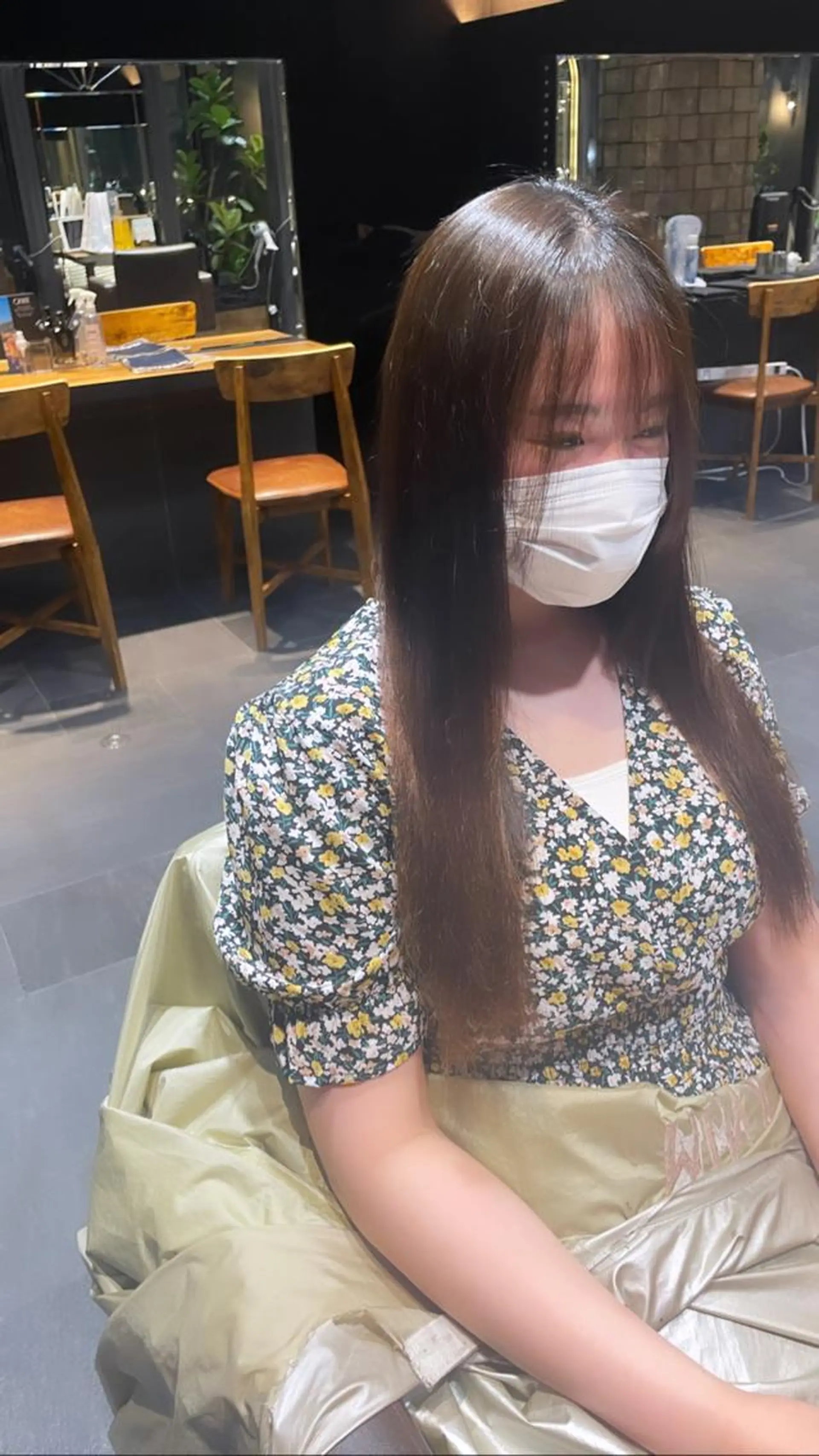 セミロング 縮毛矯正 ブリーチ&縮毛矯正 🧸tomoki🧸のヘアスタイル