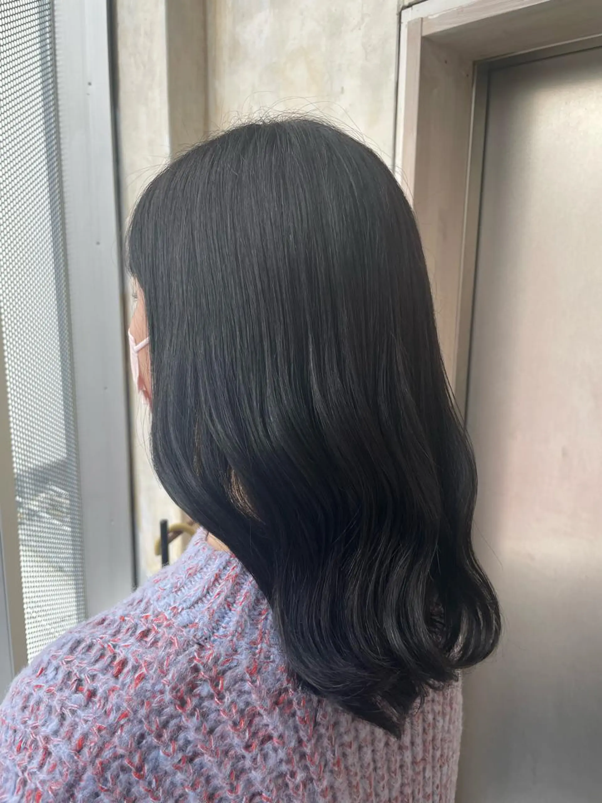 セミロング カラー 黒髪 ブルーカラー ブルーブラック スリールヘアー所属・🖤nako/艶髪/ 透明感カラー🖤のヘアスタイル