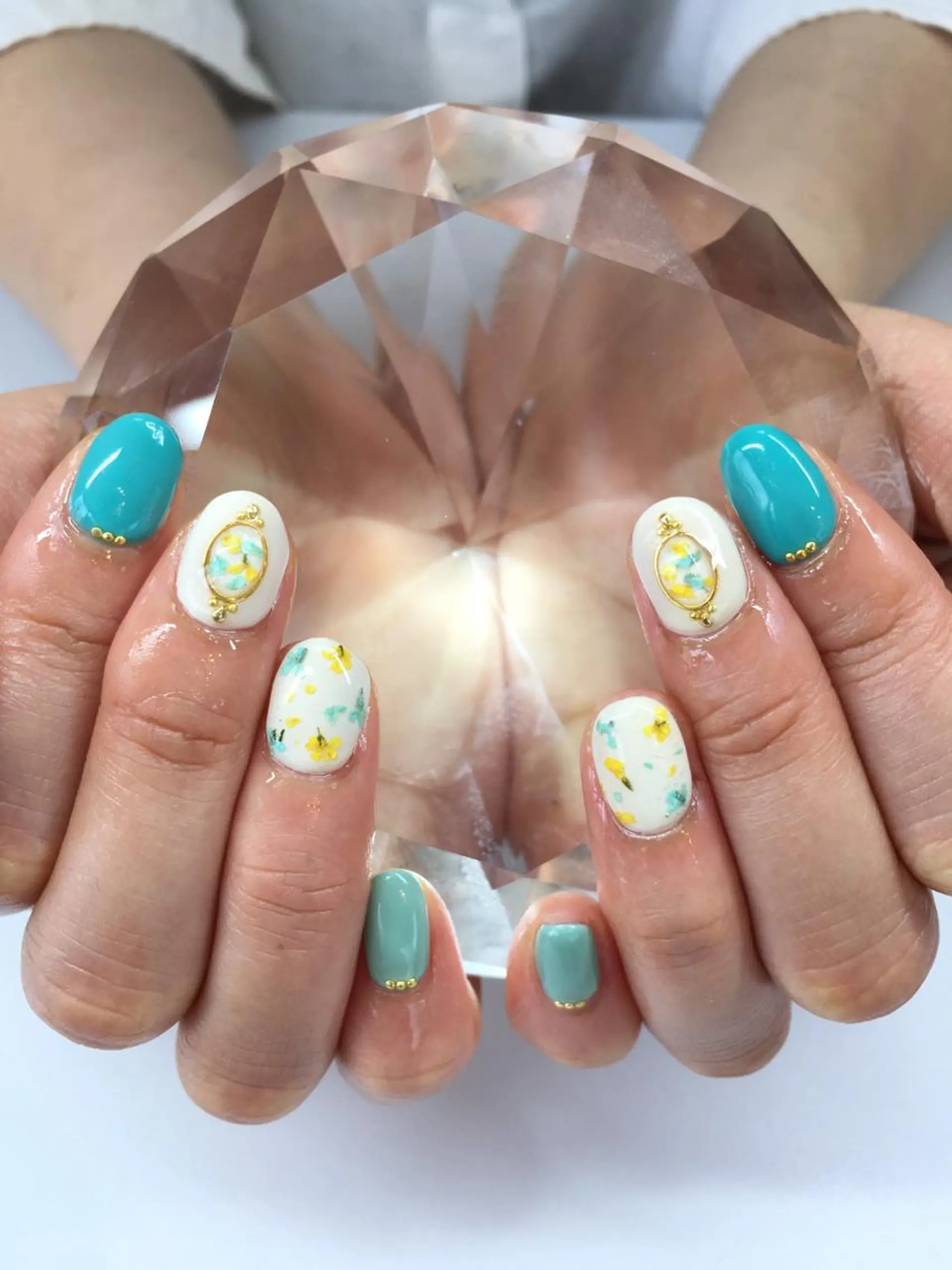 ネイル フラワーネイル 春ネイル ハンドネイル glow_ nailのネイルデザイン