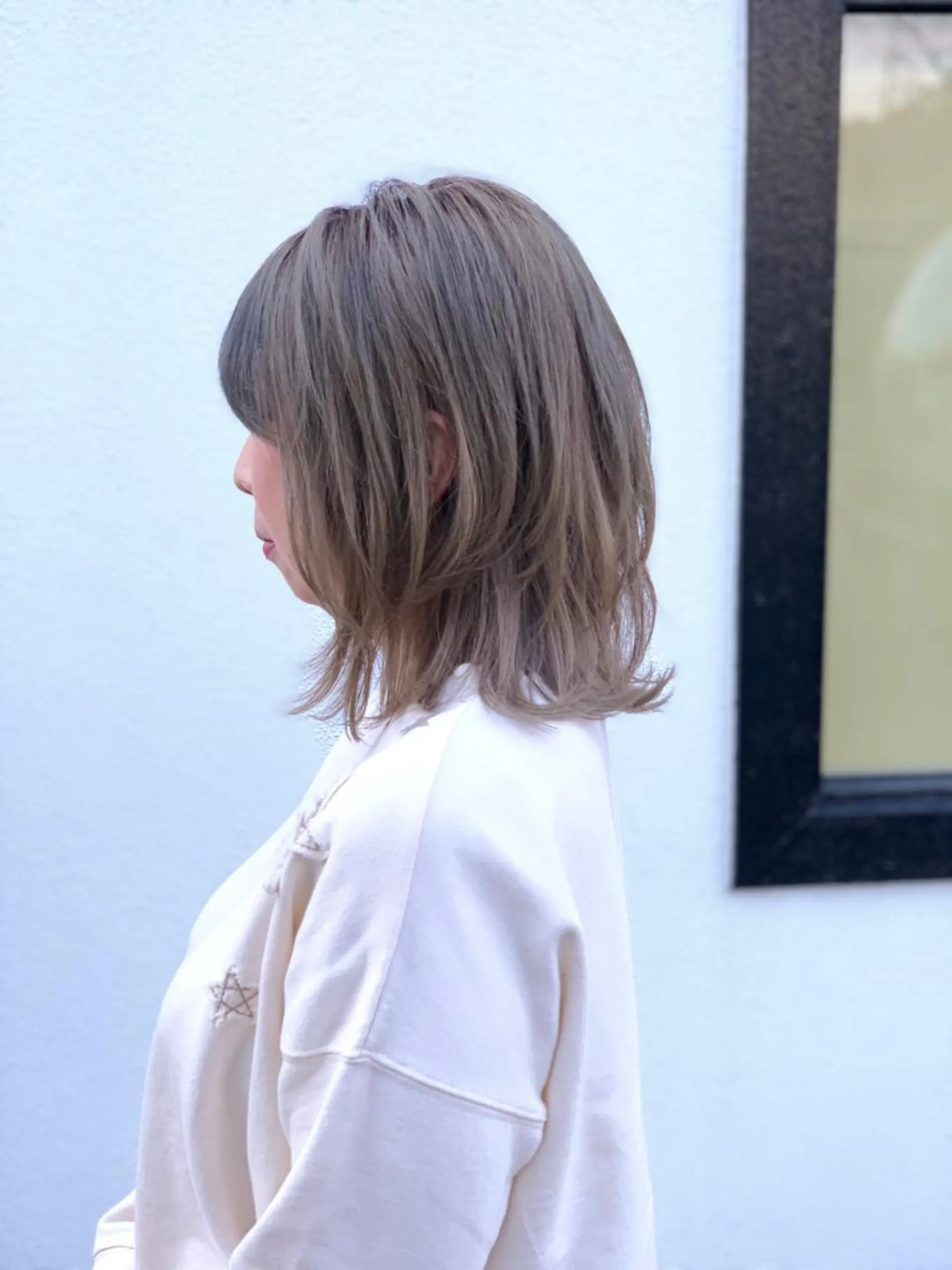 ミディアム カラー アッシュ ハイトーンカラー カット ヘアカラー トリートメント ヘアセット 中村 優太のヘアスタイル