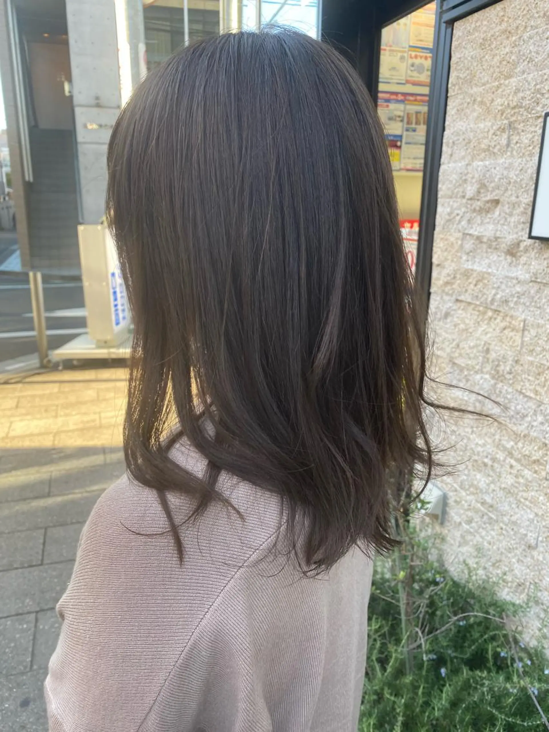 ミディアム カラー ベージュカラー オリーブベージュ カット ヘアカラー トリートメント ✨透明感カラー✨ 🦖佐々木未来🦕のヘアスタイル