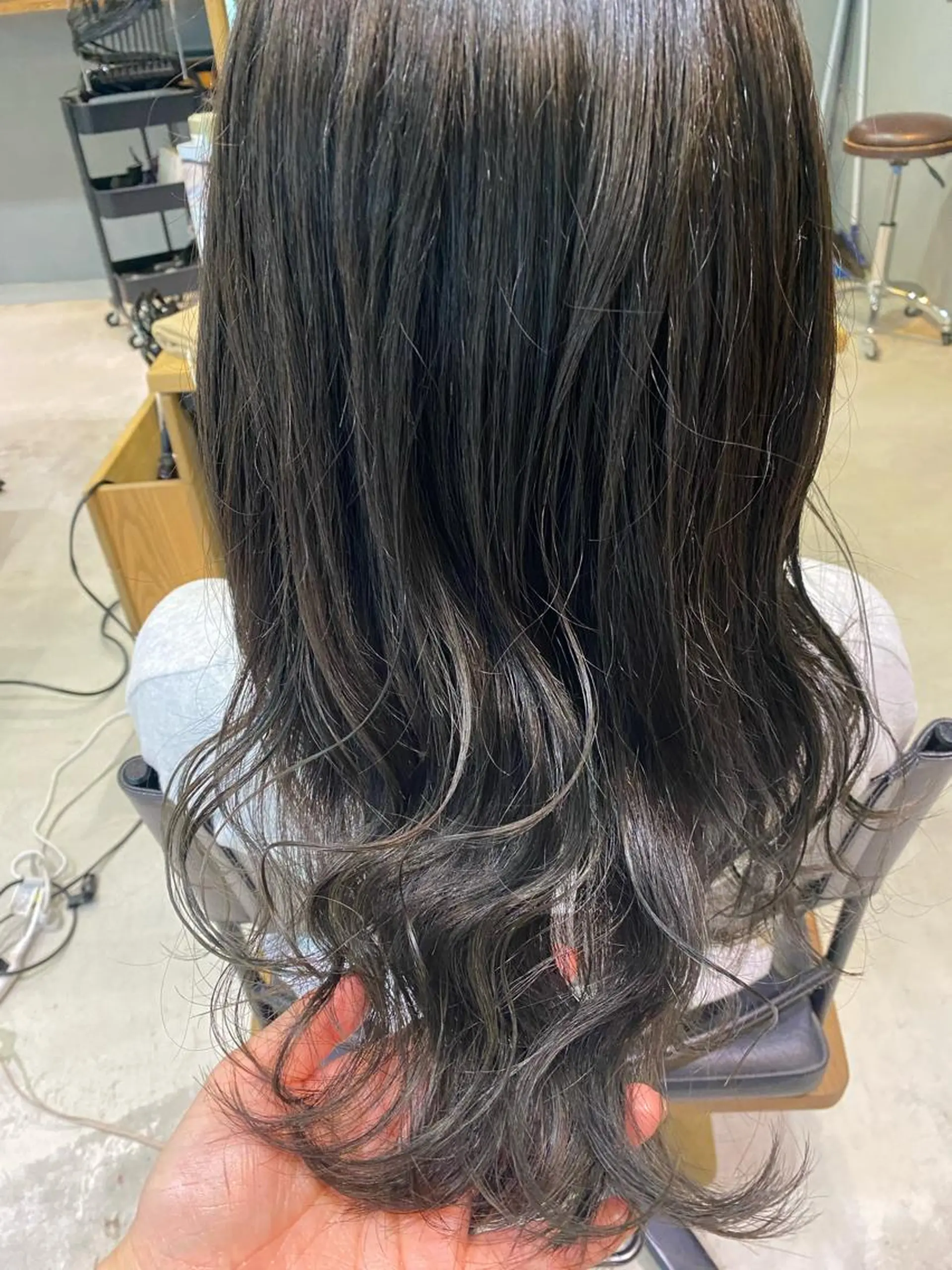 ロング トリートメント 艶髪・透明感カラー・ 韓国ヘア・Yuriのヘアスタイル