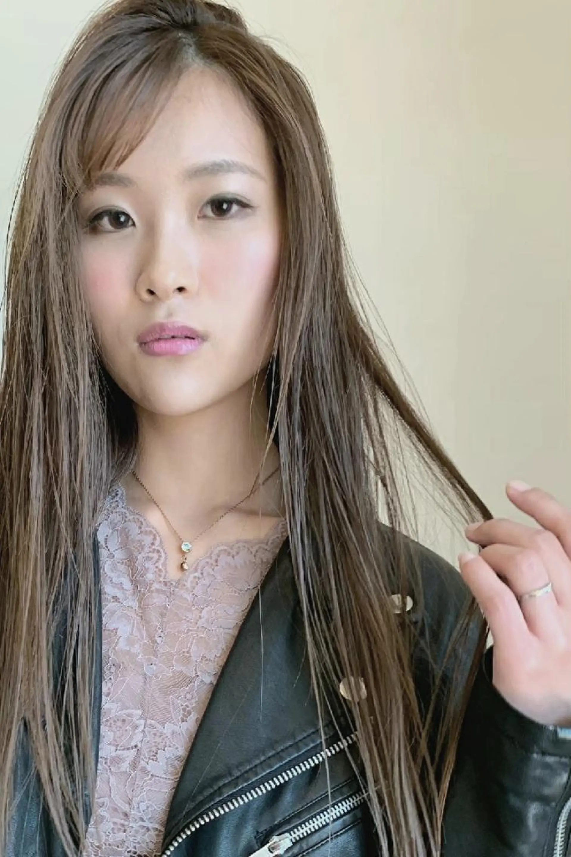 ロング カラー デザイナー Anne アンのヘアスタイル