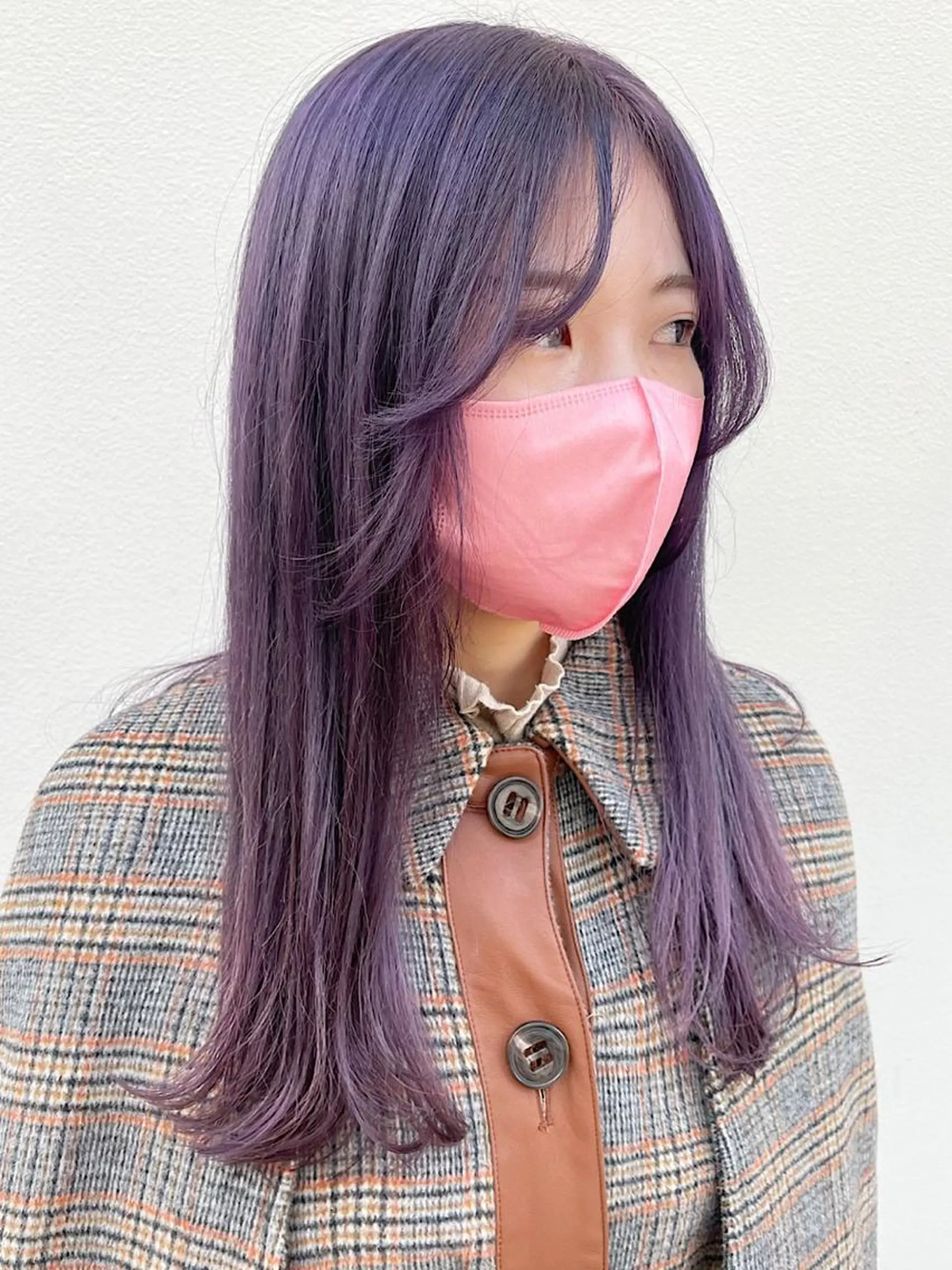 ミディアム カラー ブリーチ ラベンダーカラー カット ヘアカラー トリートメント 坂田 友梨奈のヘアスタイル