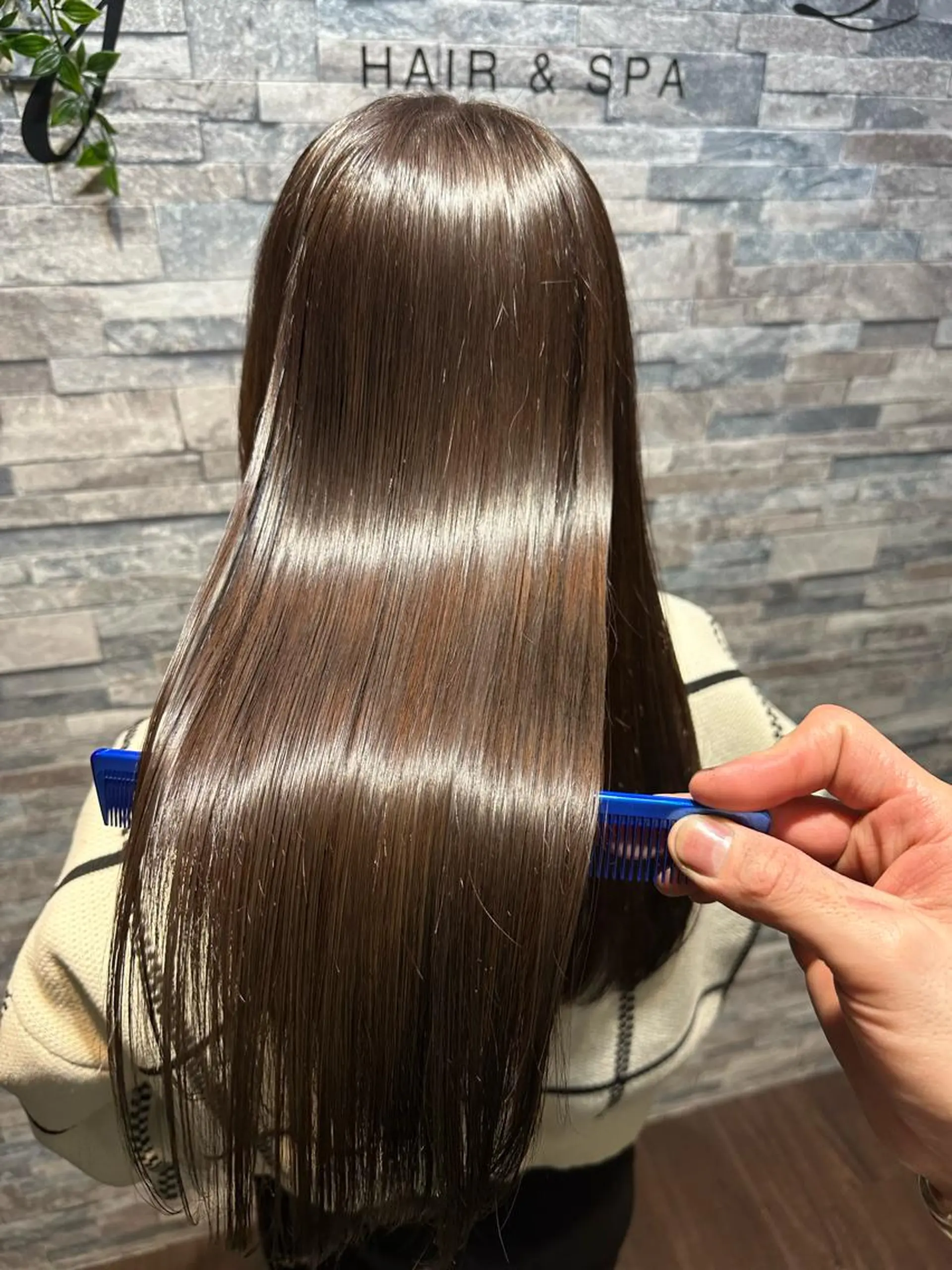 ロング カラー カット ヘアカラー トリートメント ヘッドスパ youres hair 東口店所属・🌸ULTOWA🌸 髪質改善/縮毛/店長のヘアスタイル