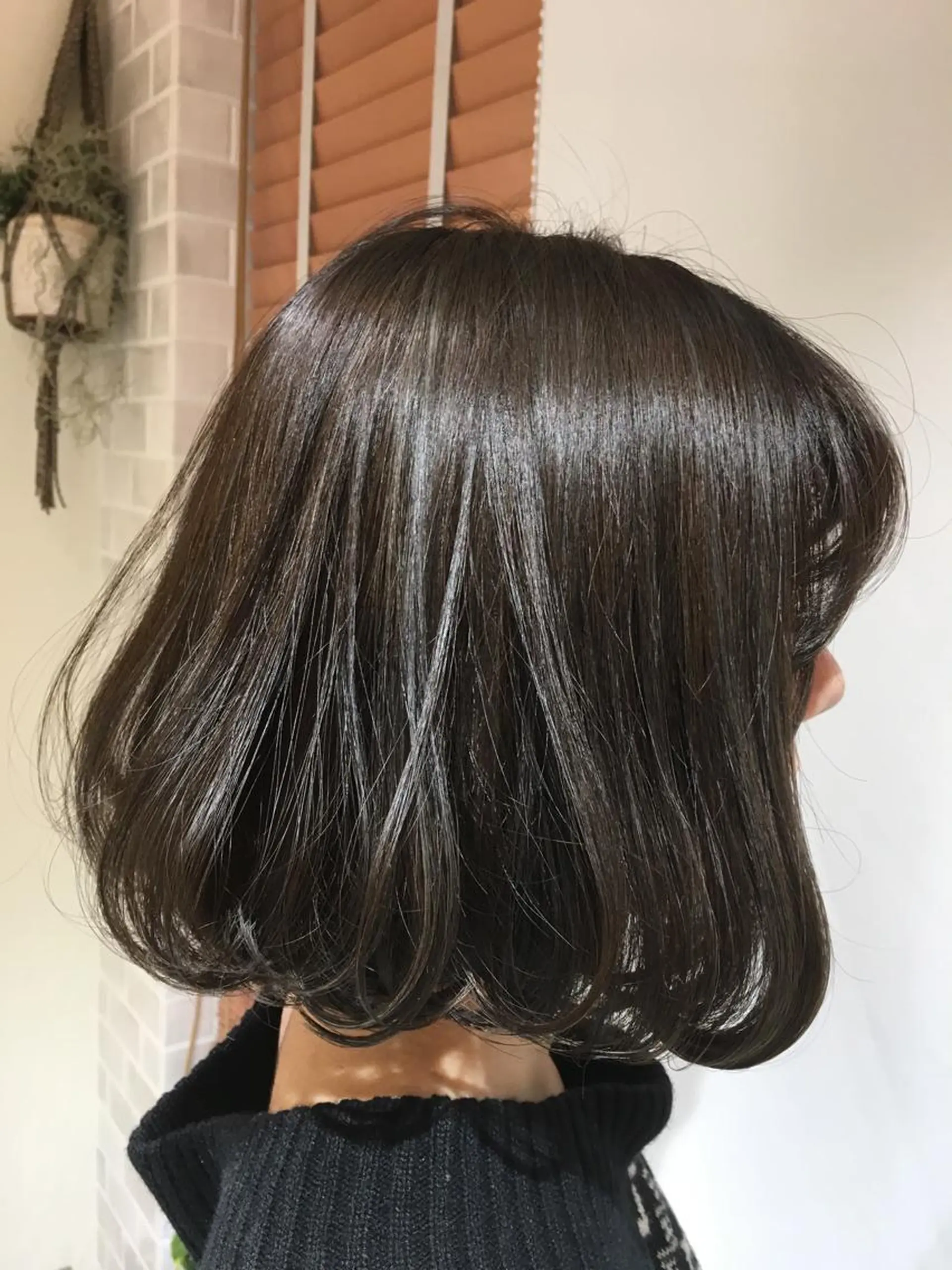 ショート カラー アッシュ ブルーカラー ブルーアッシュ ハイライトカラー ボブ fukuyasu rikaのヘアスタイル