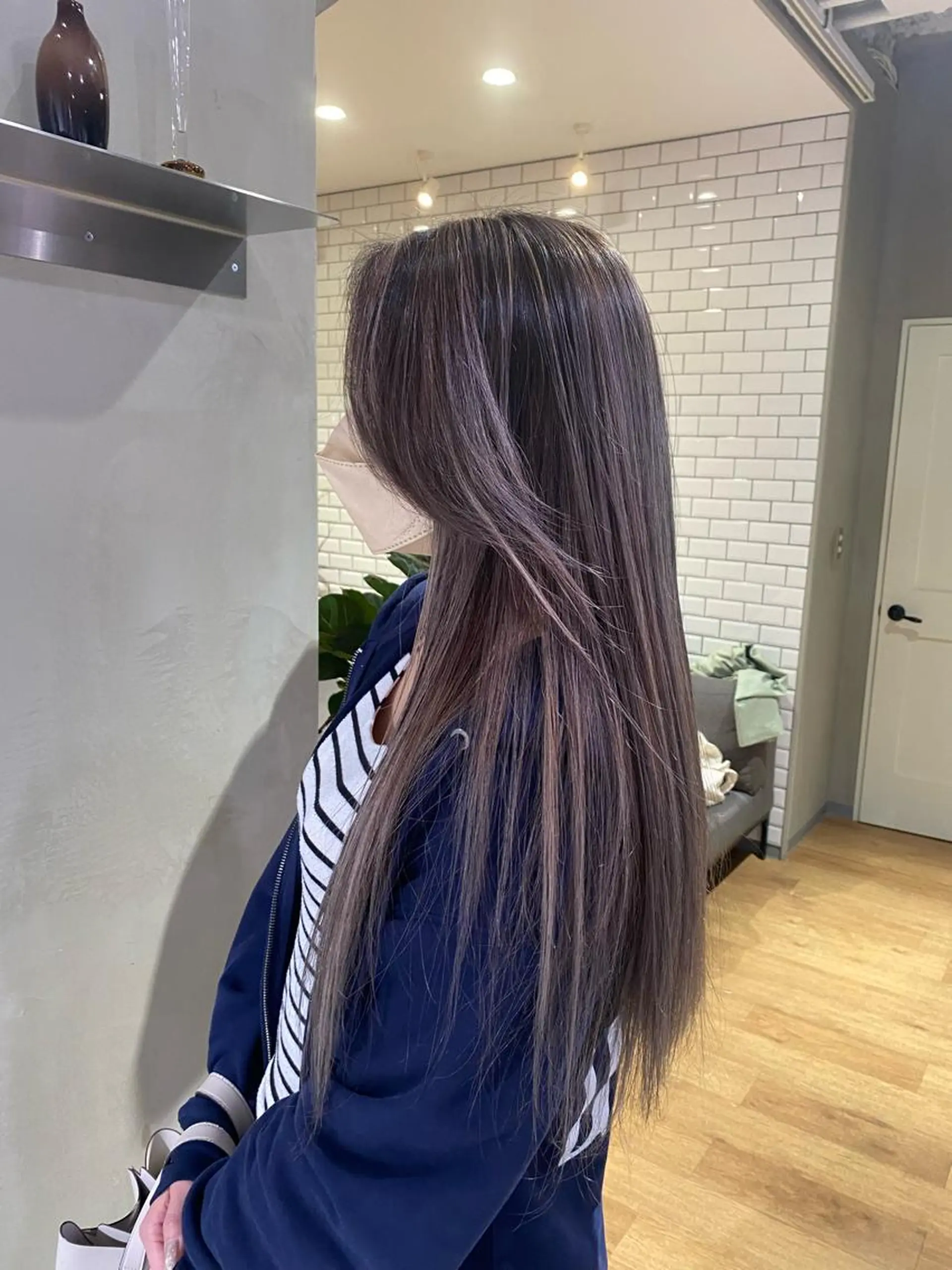 カラー souvenir所属・アカリ /カットモデル募集のヘアスタイル