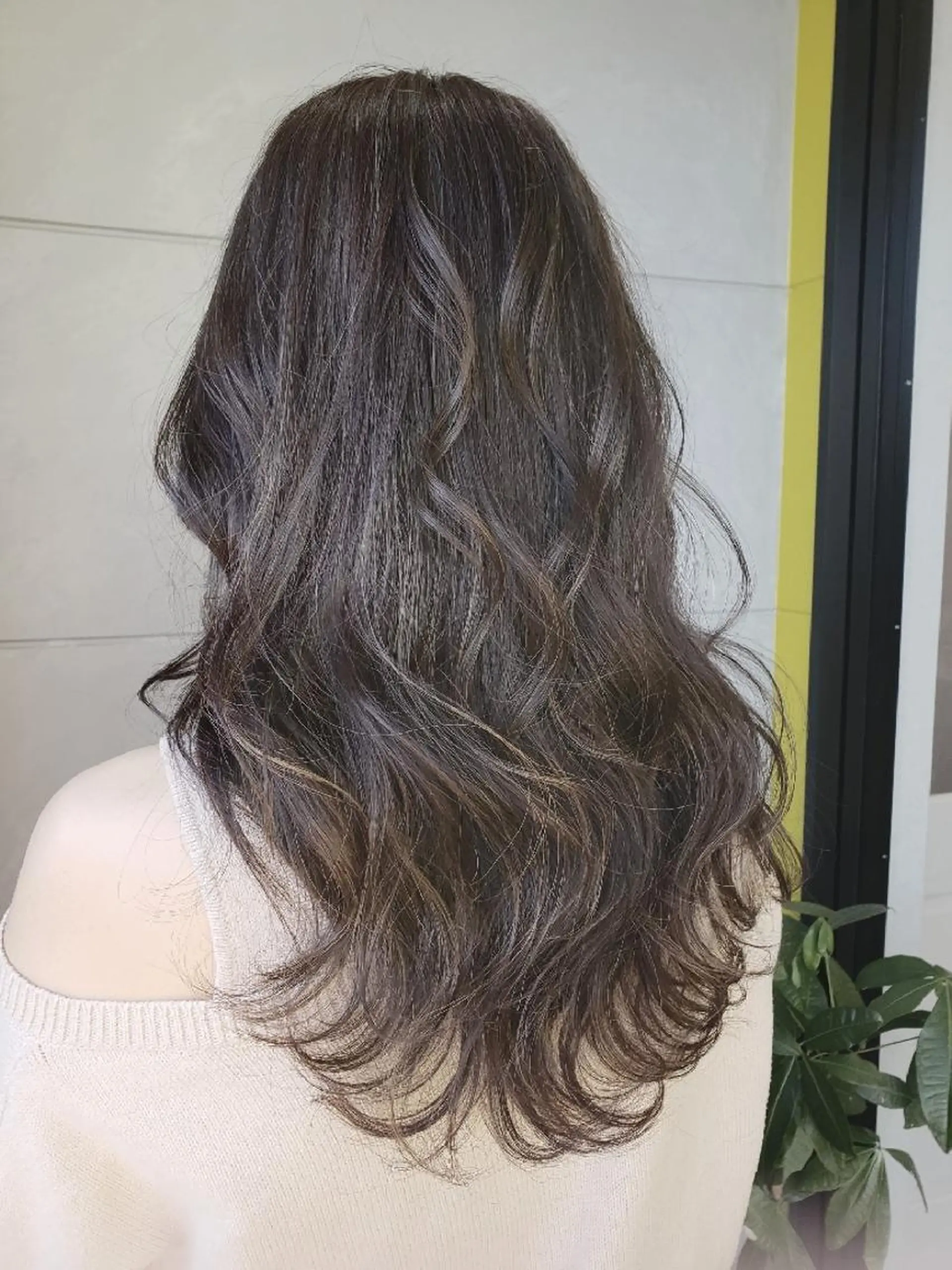 カラー ベージュカラー ハイライトカラー ヘアカラー ma cherie 三浦直美のヘアスタイル