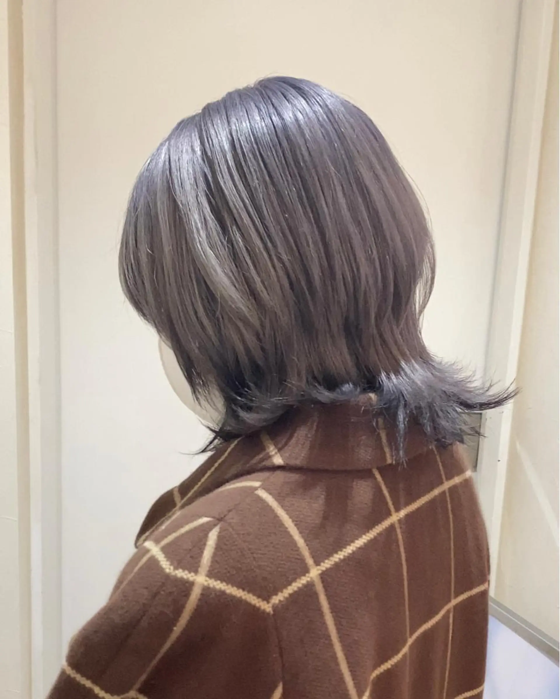 ミディアム カラー ブリーチ ケアブリーチ グレージュ シルバー シルバーグレージュ ✨BASSA 【高田馬場】✨のヘアスタイル