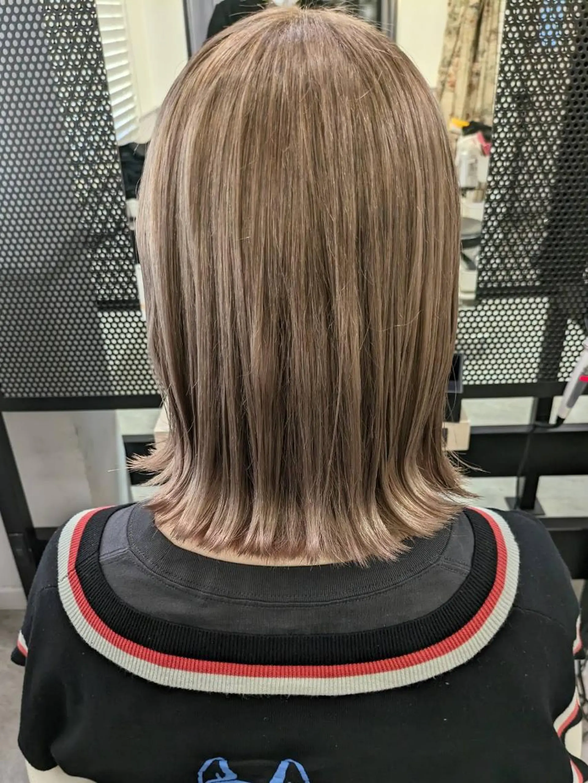 ミディアム ヘアカラー ベージュ＊Spica 【ミルクティー】のヘアスタイル