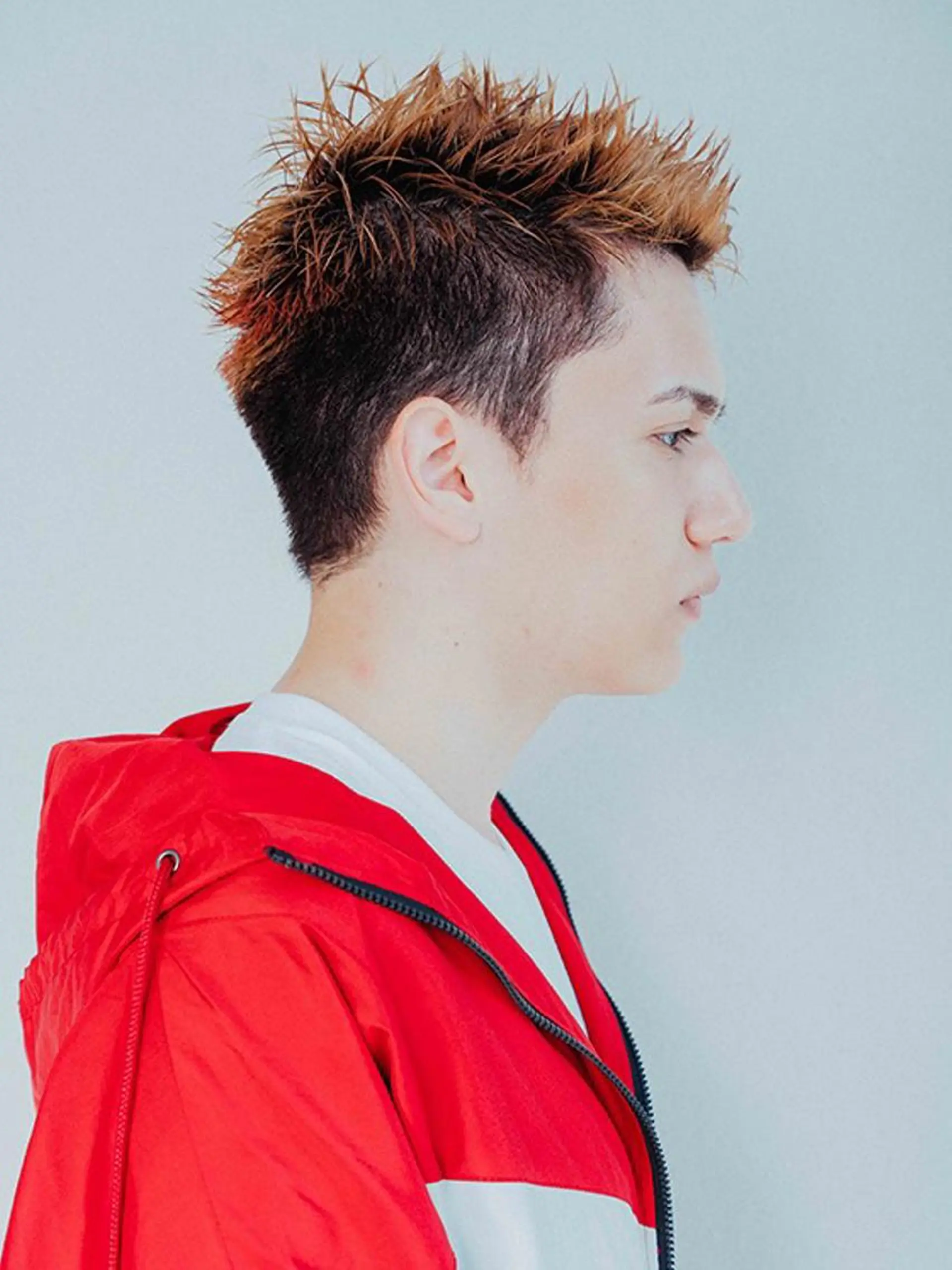 ショート メンズ ハイライト&曲がる 縮毛矯正特化 玉置のヘアスタイル