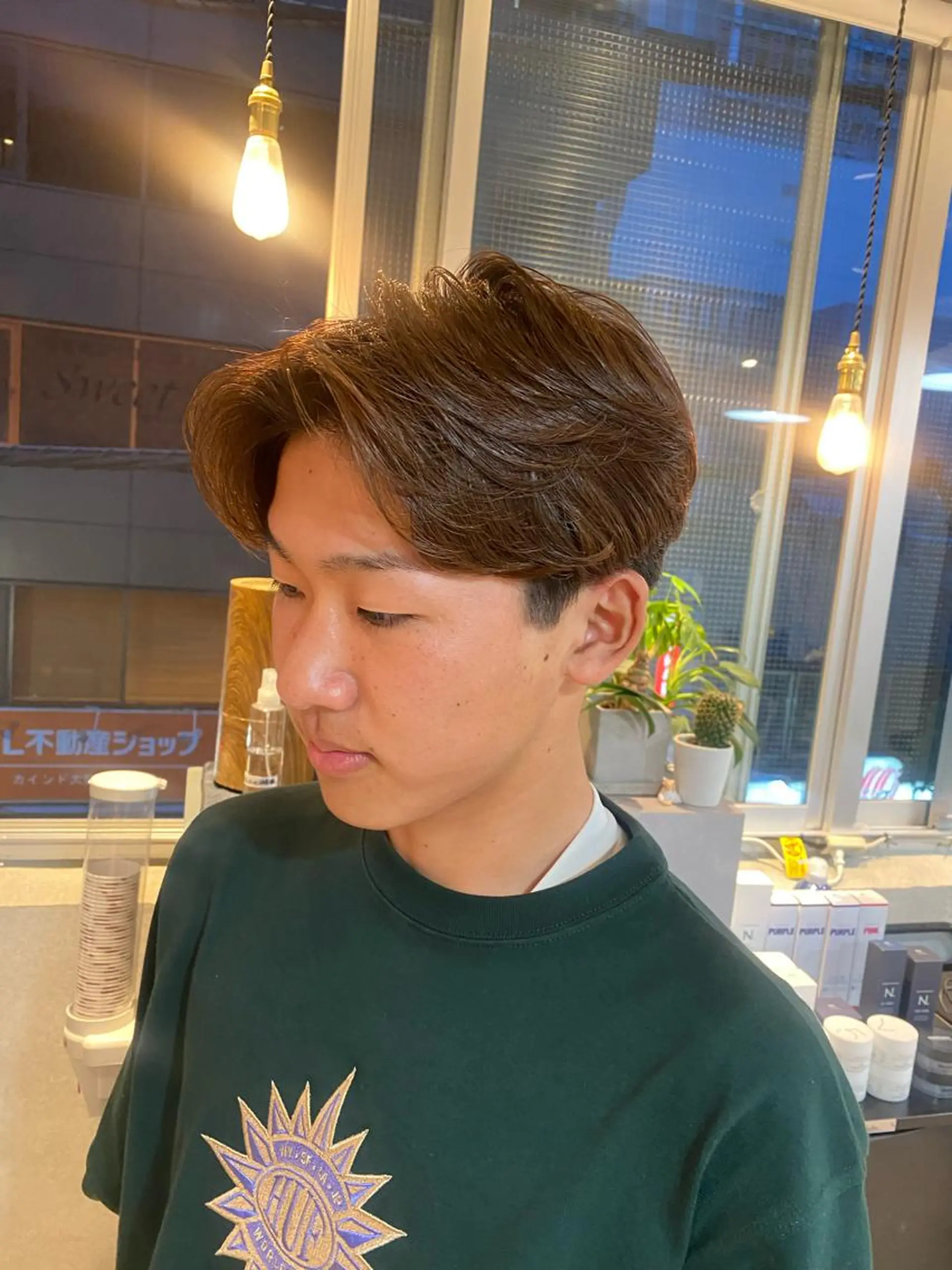 メンズ カルマパーマ メンズパーマ カット パーマ 西山 恵太郎のヘアスタイル