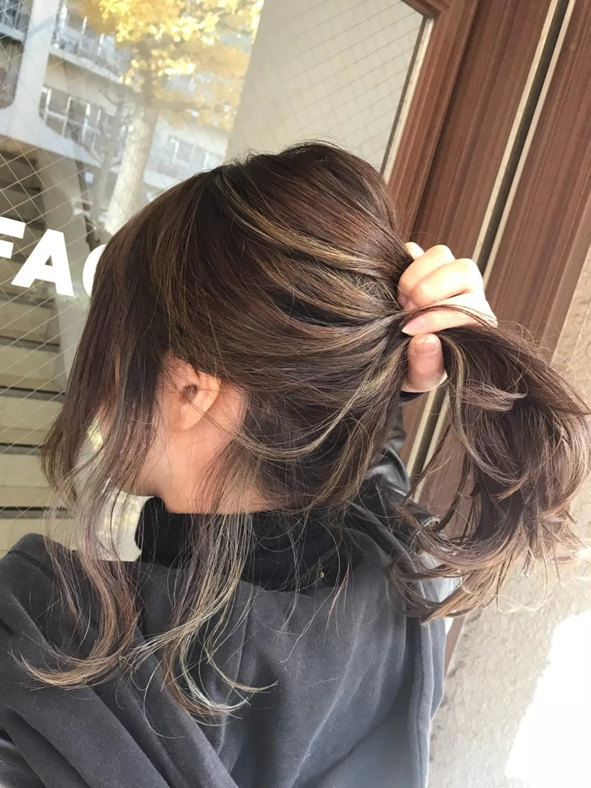 ミディアム カット ヘアカラー トリートメント ill【イル】天神西通り店所属・髪質改善縮毛矯正/暖 色カラー/ウエダカナのヘアスタイル