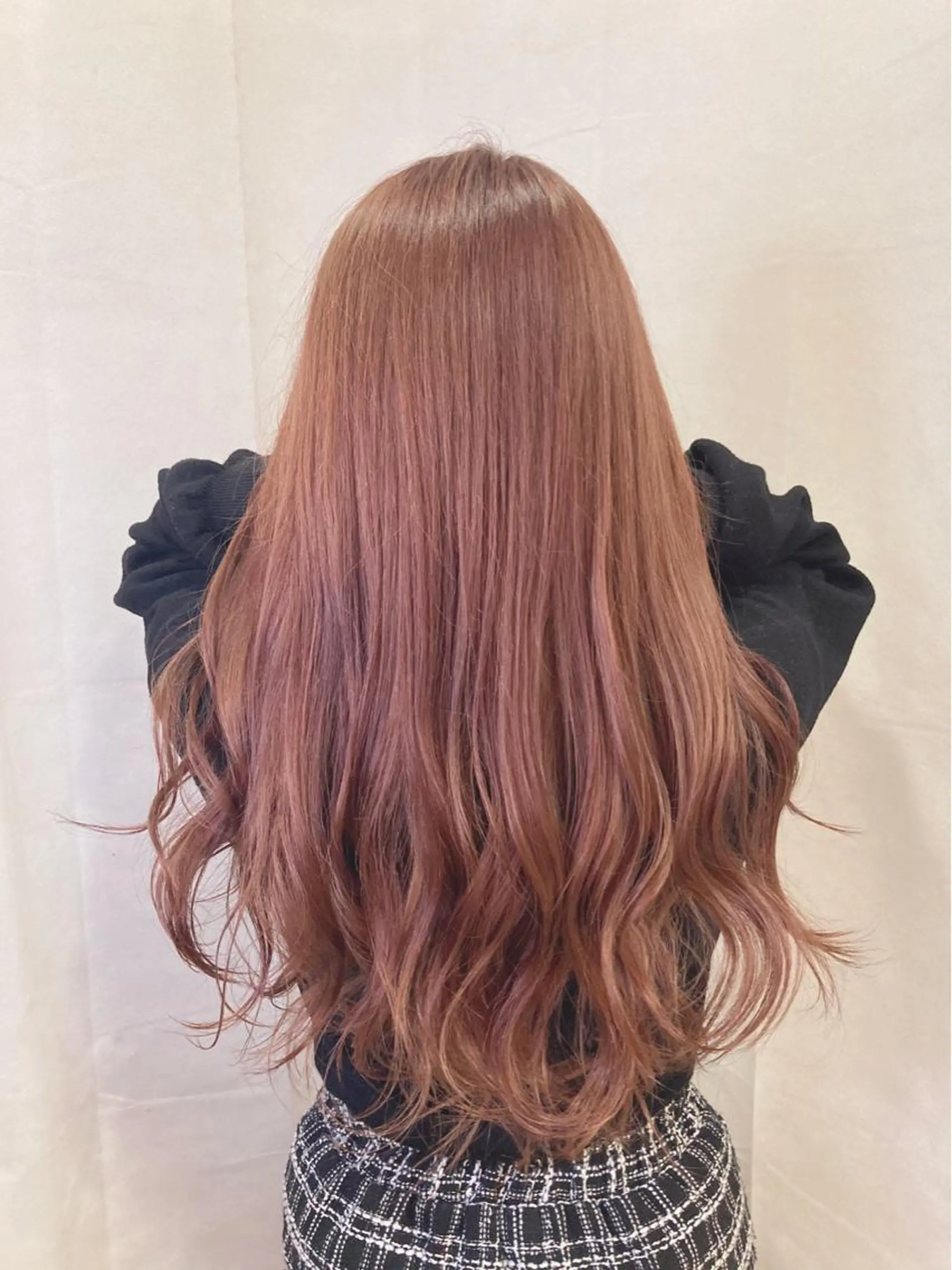 ロング カラー 宮原 佳苗のヘアスタイル
