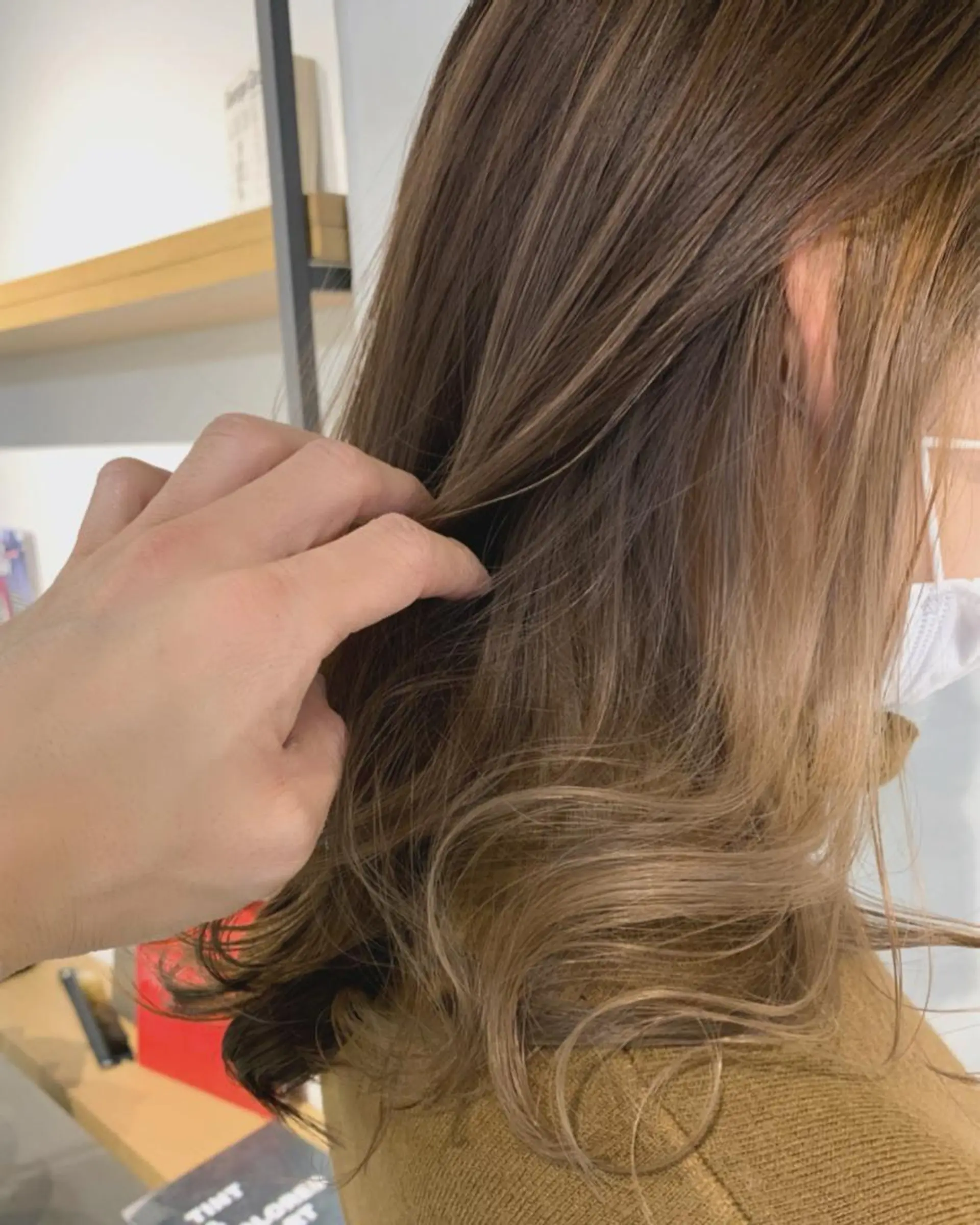 セミロング ヘアカラー トリートメント カラーアンドケアリタ所属・中野 篤史のヘアスタイル