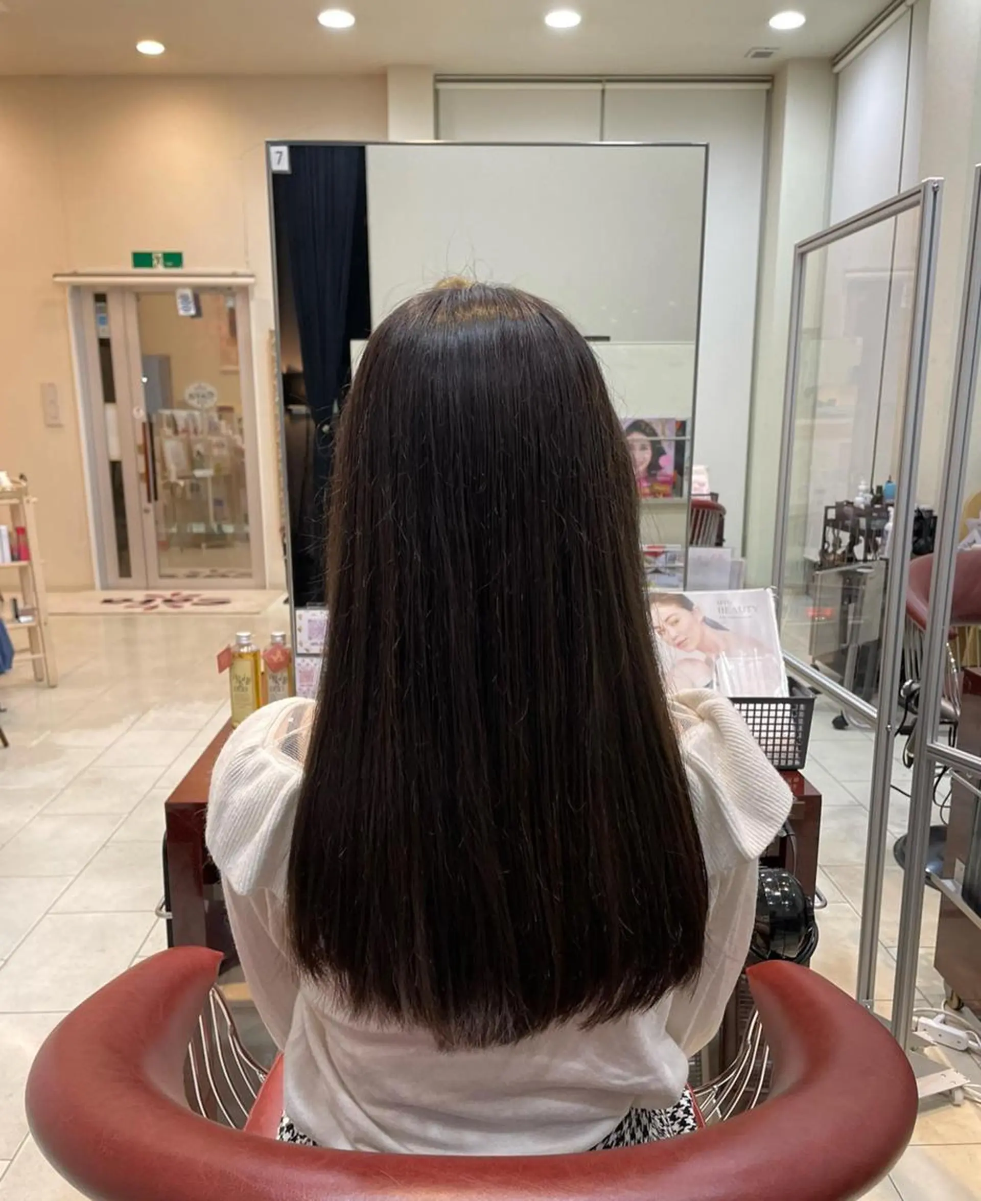 セミロング カラー パーマ メンズ キッズ アッシュ アッシュブラウン ブラウンカラー ケアカラー エクステ ルキ🌈ブリーチカラ ー&メンズパーマ🦄のヘアスタイル