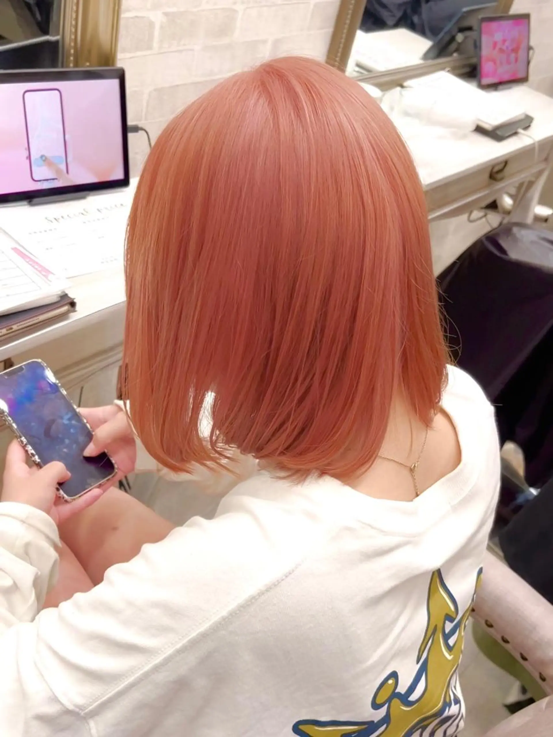 ショート カラー カット トリートメント 推しカラー💫 ブリーチ💫若菜覚のヘアスタイル