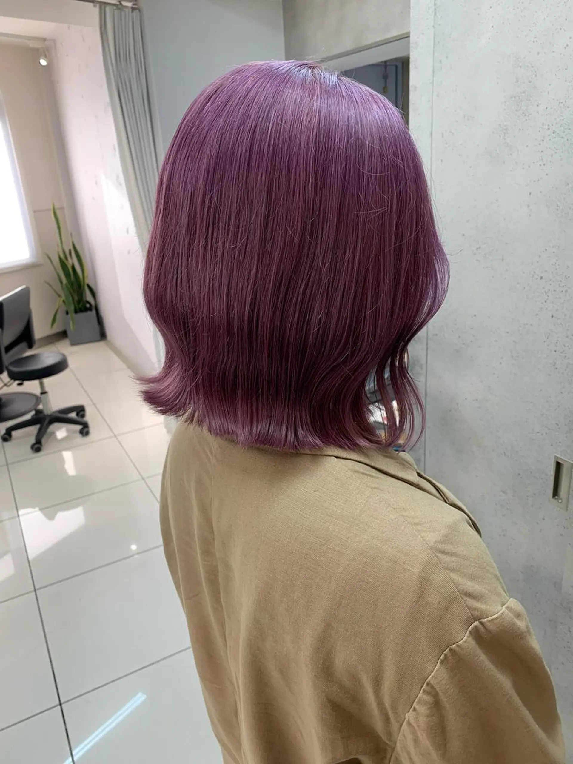 ショート カラー raika .のヘアスタイル