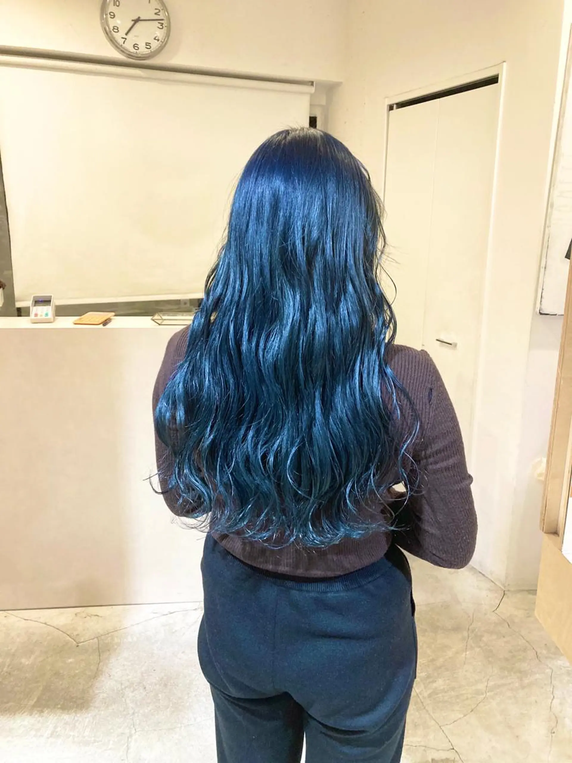 カラー ブリーチ ブルーカラー ネイビーカラー 💗モテ髪 ハイトーンあや💗のヘアスタイル
