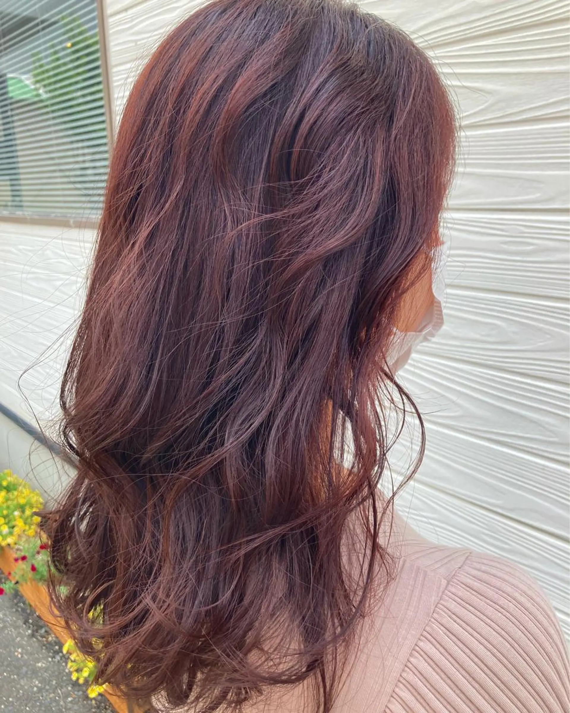 セミロング カラー カット パーマ ビヨウシツトリコ よねたにみなのヘアスタイル