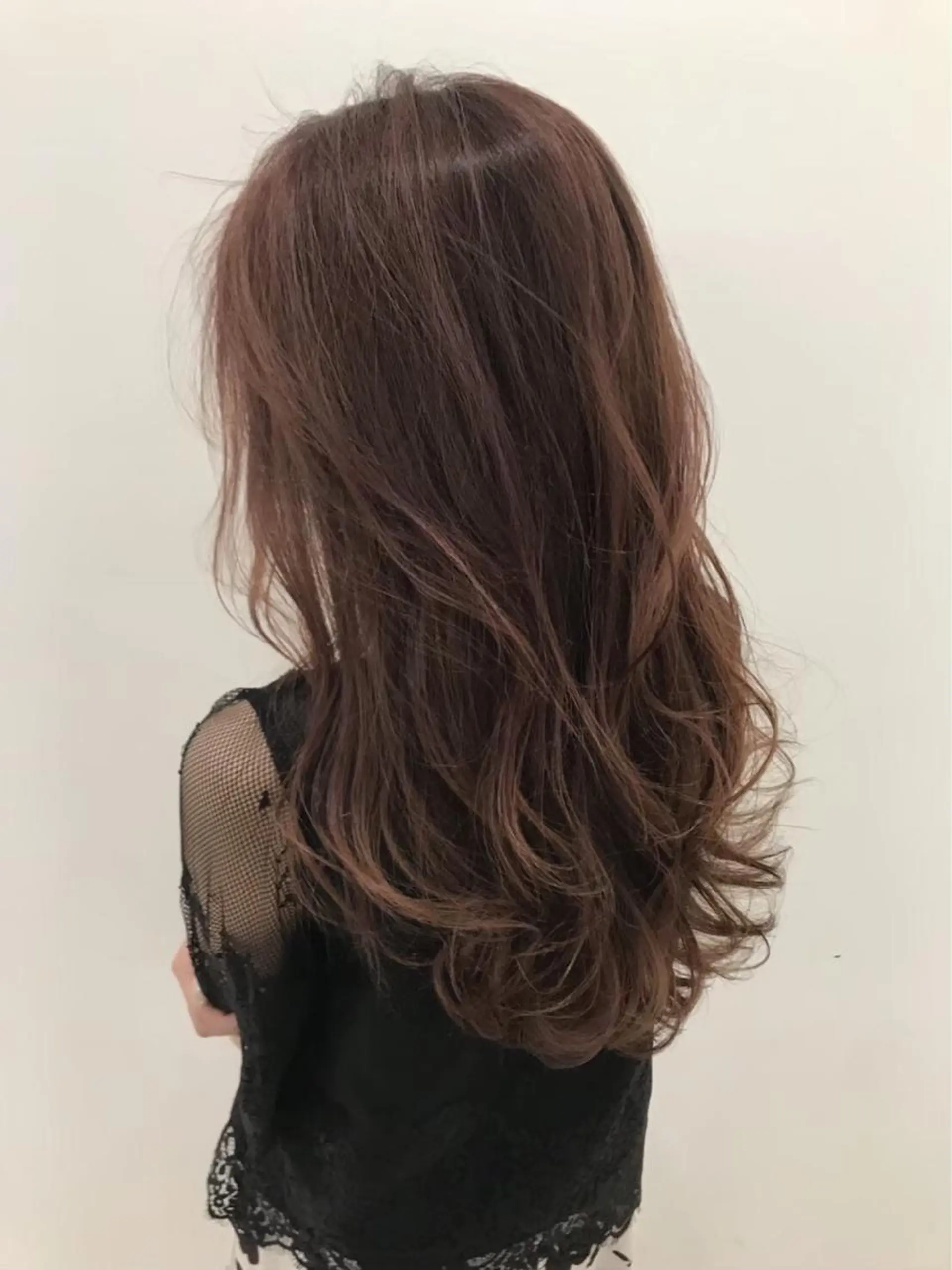 ロング カラー ヘアカラー LEVIJU なつみのヘアスタイル