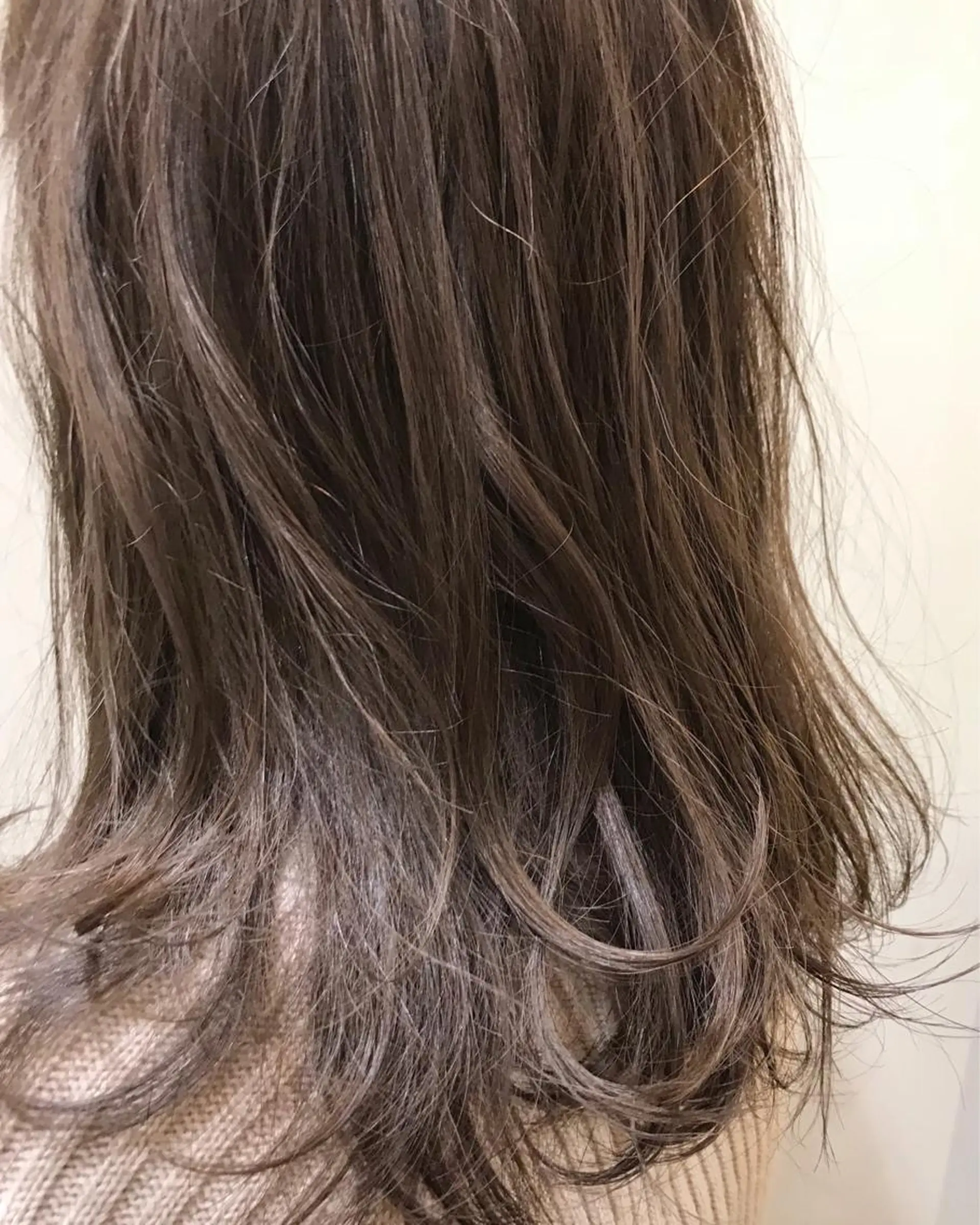 ミディアム カラー R-5 shonandai所属・🍋透け感カラー🍃 オリーブ🍐Kahoのヘアスタイル