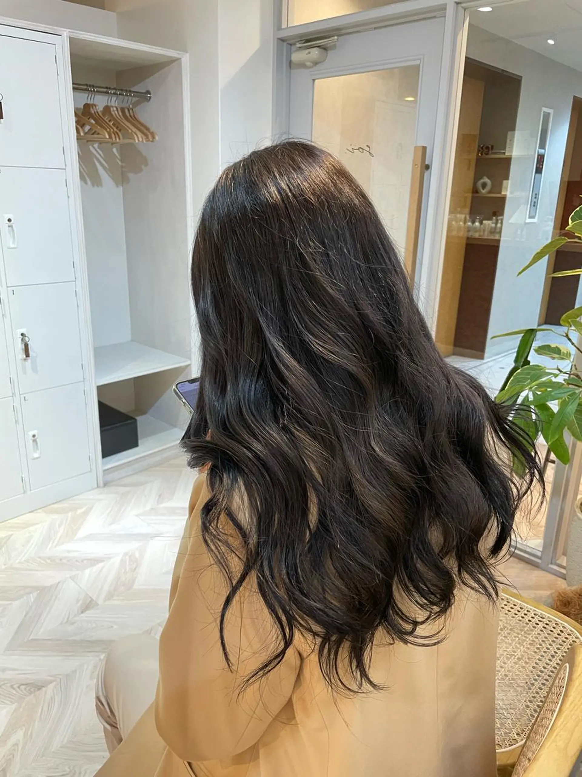 ロング カラー akane .のヘアスタイル