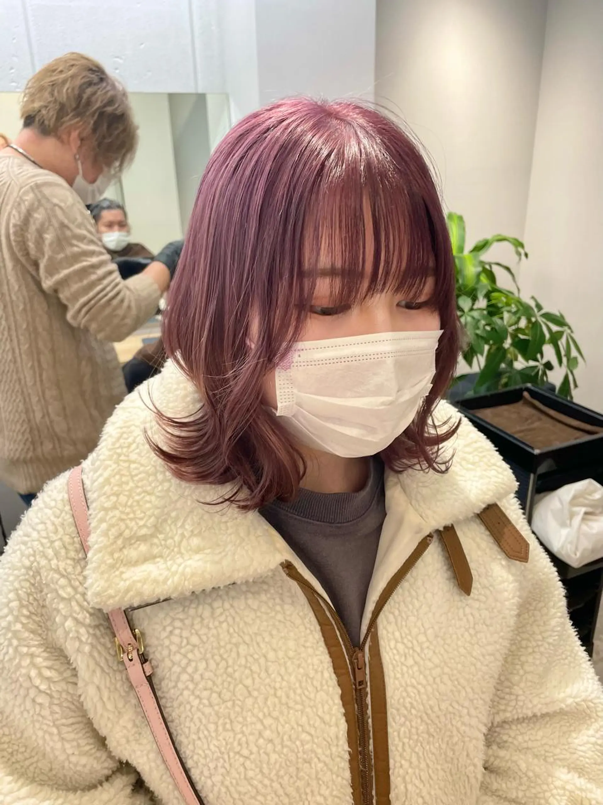 ミディアム SAEKI【ior 】北千住店ブリーチのヘアスタイル